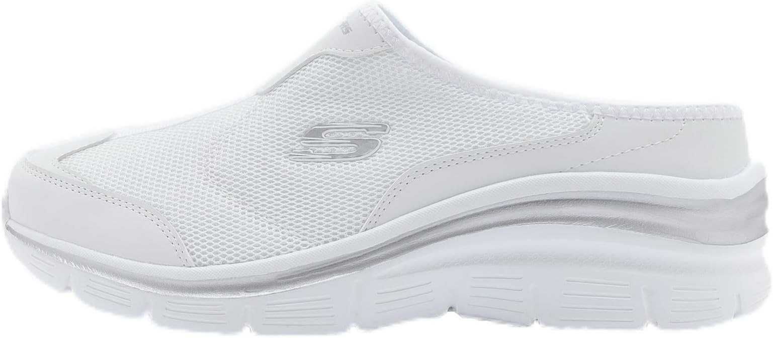 Skechers FASHİON FİT Beyaz Kadın Günlük Spor Ayakkabı