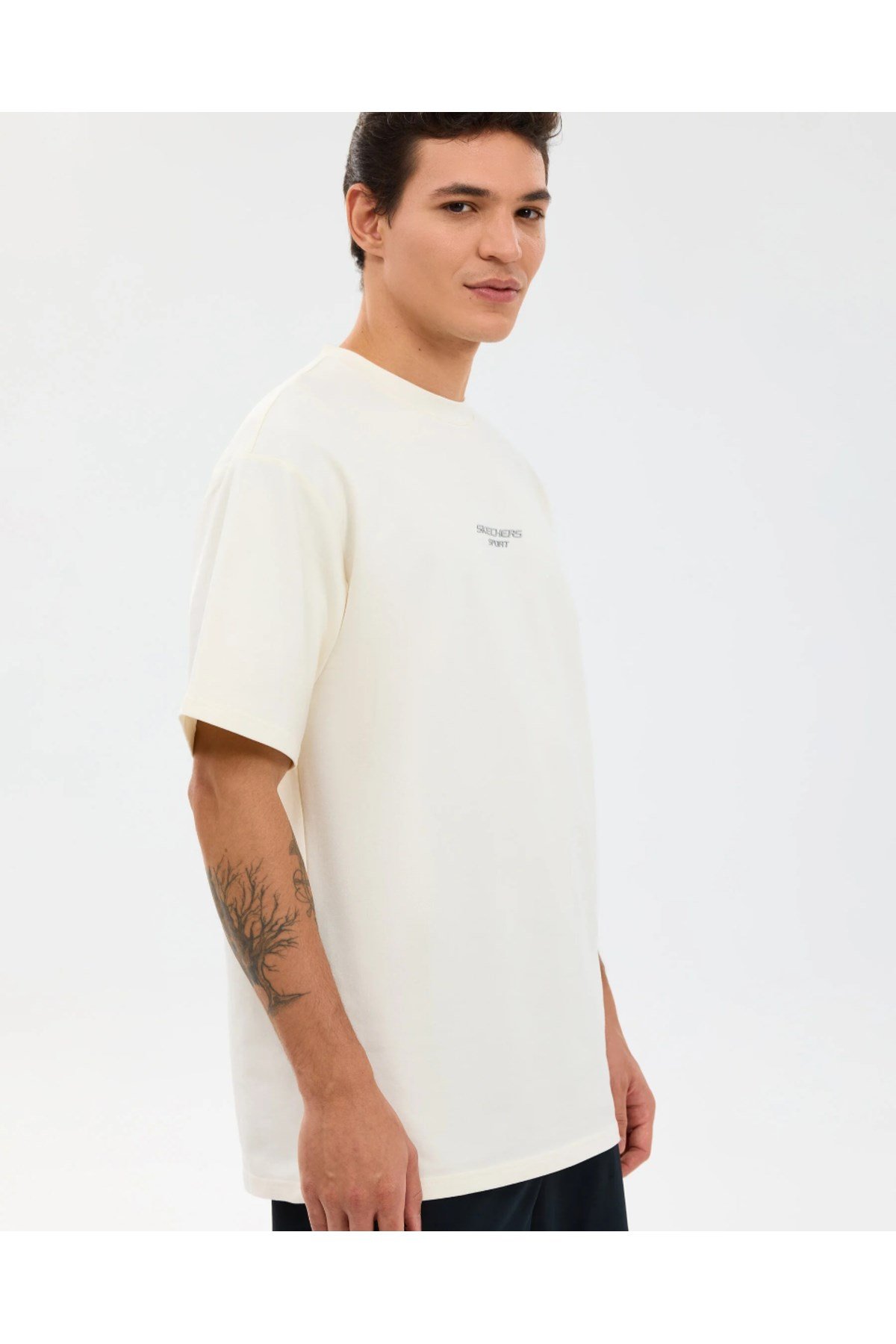 Skechers M Graphic Tee Reflect Logo Oversize T-Shirt Beyaz Erkek T-Shirt