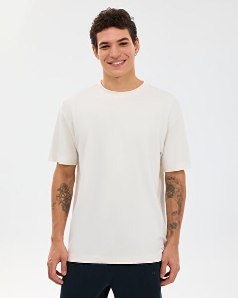 Skechers M Relaxed Fıt T-Shirt Beyaz Erkek T-Shirt