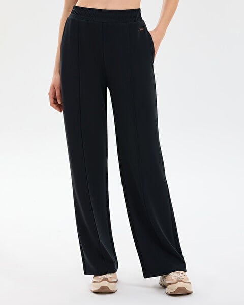 Skechers W Soft Touch Regular Sweatpant Siyah Kadın Eşofman Alt S2610035-3817
