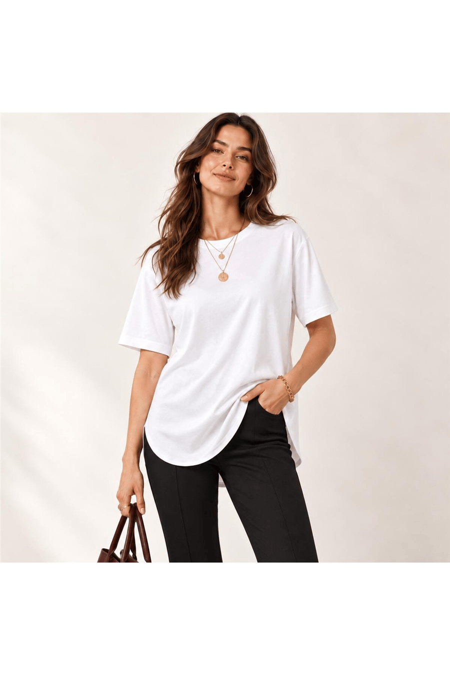 Kadın Beyaz Bisiklet Yaka Basic T-shirt MTA025