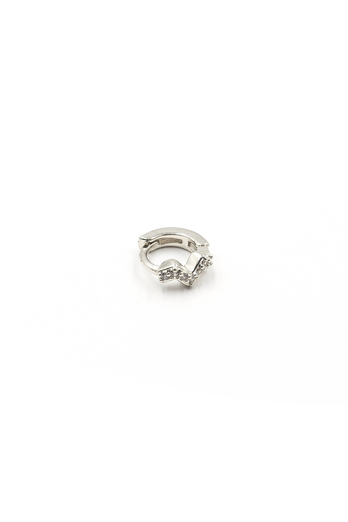 Minimal Zigzag Figürlü Zirkon Halka Piercing – Gümüş | Anti Alerjik, Rengi Solmaz