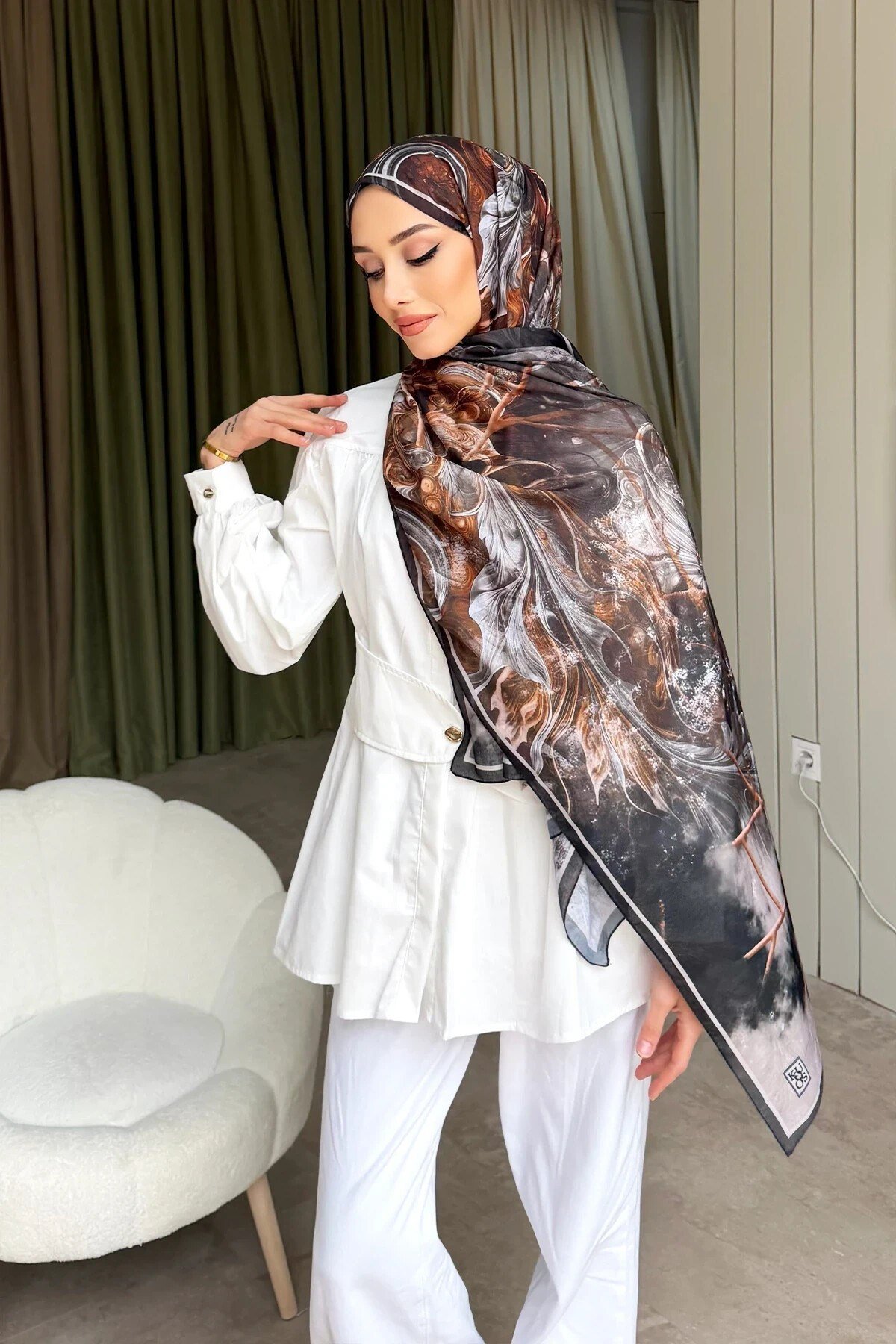 aqua-soft-kehribar-desenli-siyah-sal-45ab-b.jpg