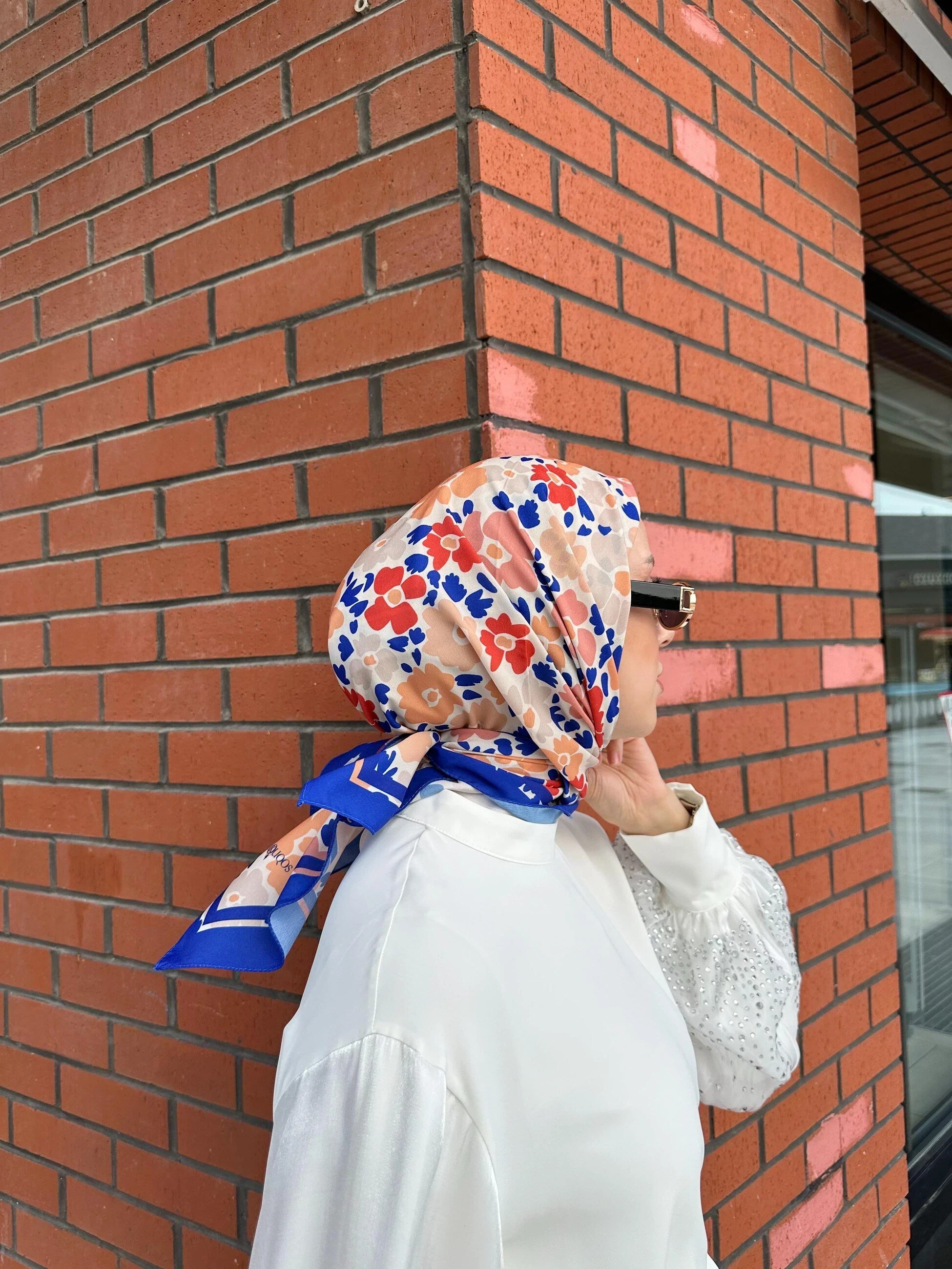 bloom-desenli-esarp-saks-bej--9645-.jpg