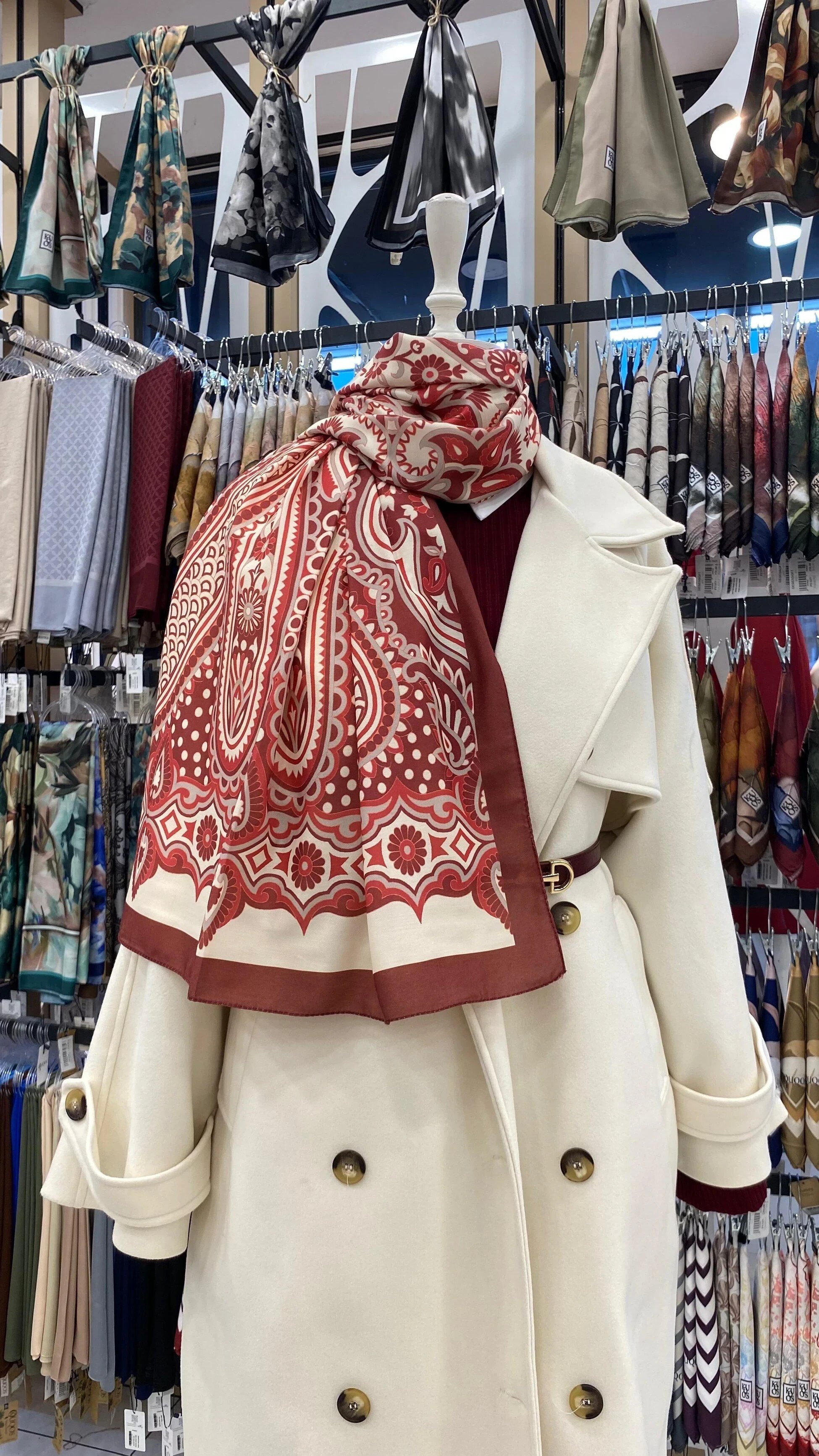 damask-desenli-sal-kirmizi-6c9e7e.jpg