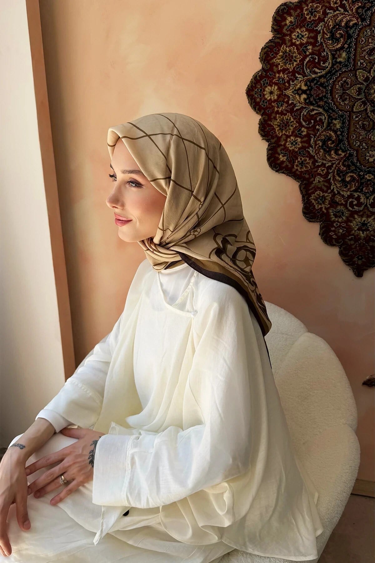doga-motifi-naida-esarp-415c4a.jpg