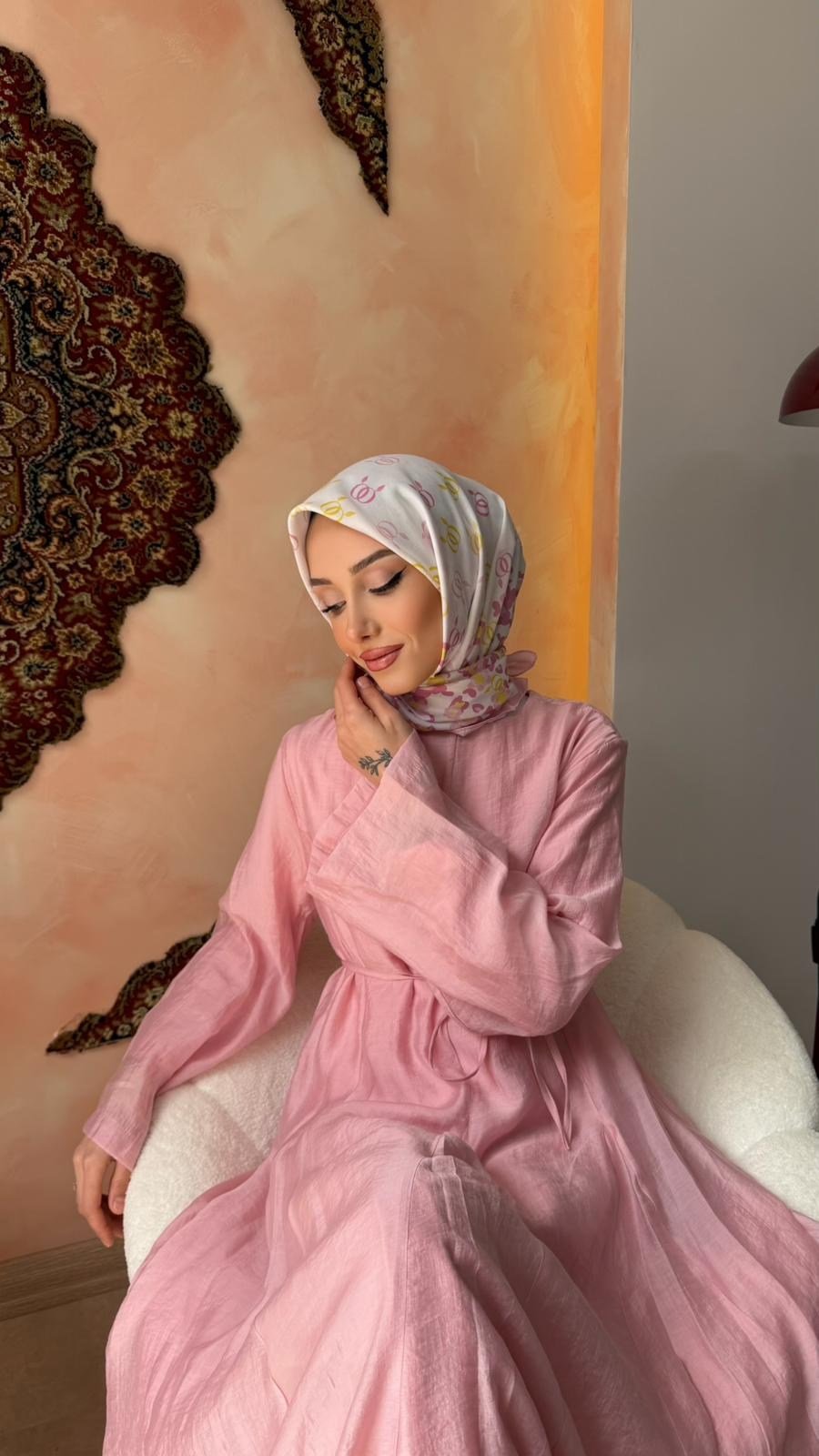 gulce-desenli-esarp-pembe-d0f7c-.webp