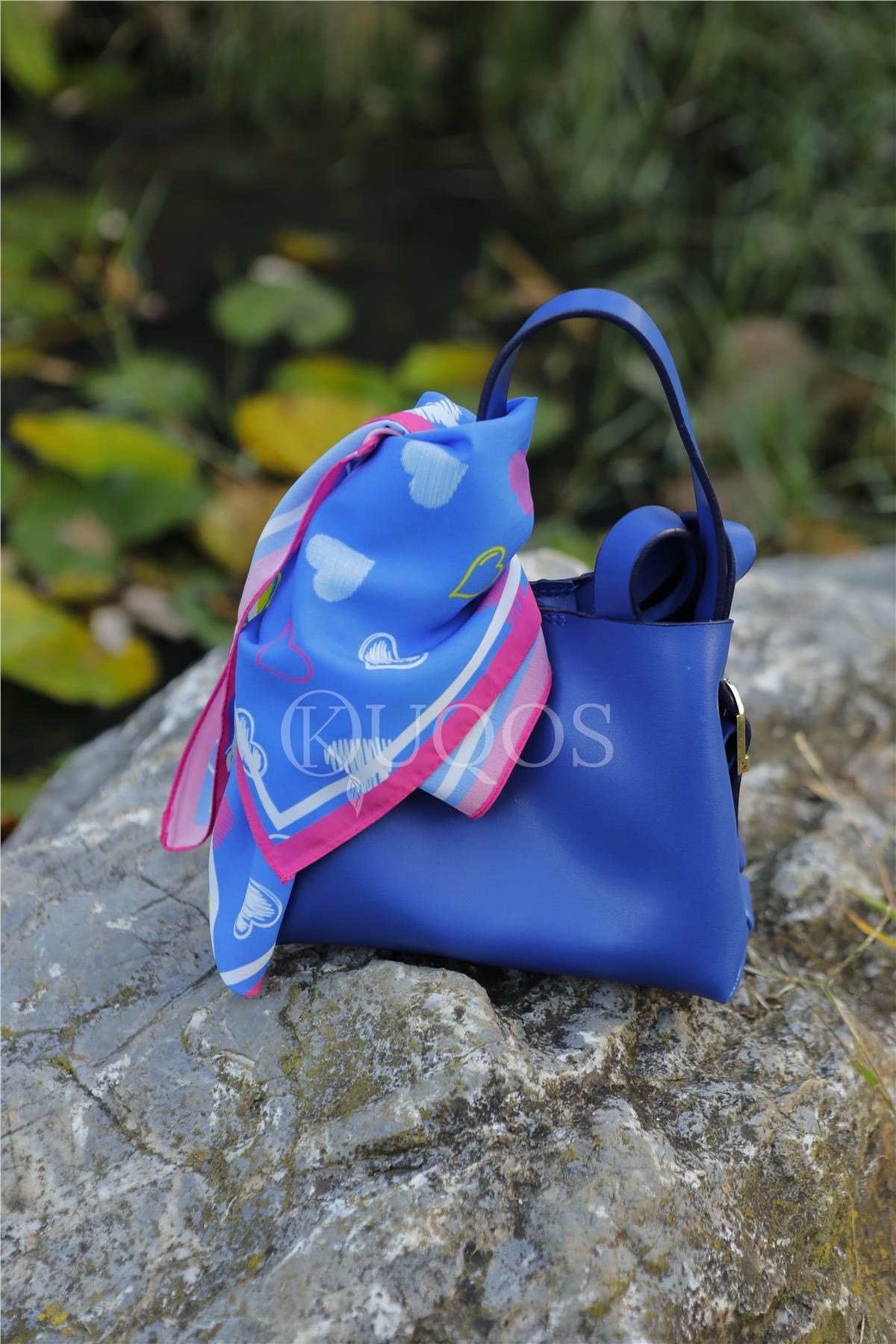 kalp-desenli-bandana-mavi-8-9079.webp