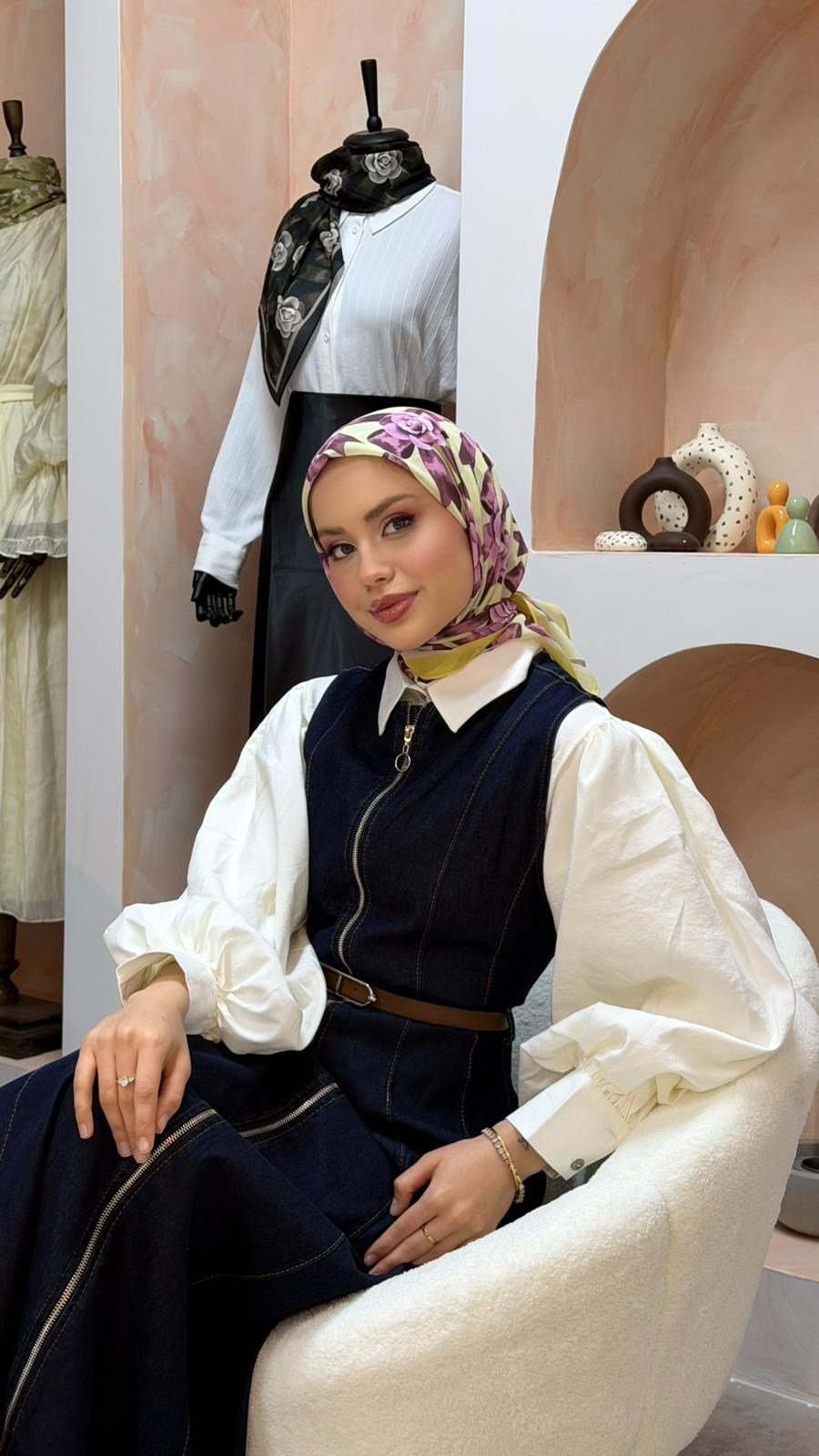 kuqos-nilufer-paris-ipegi-sari-esarp-7f8-40.webp