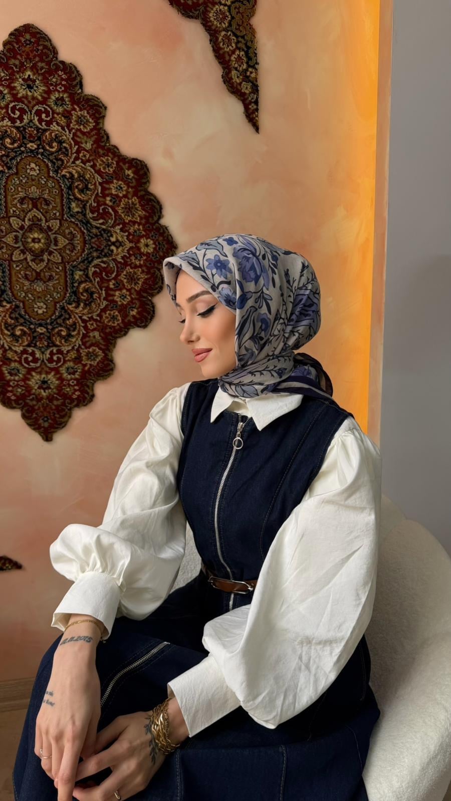 kuqos-zumrut-yoncasi-desenli-naida-esa--06ff-.webp