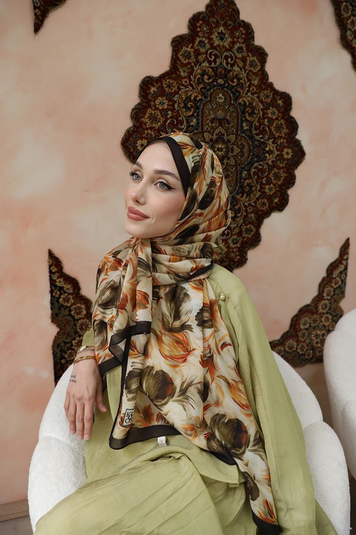 lale-esintisi-paris-ipegi-kaymaz-desen-54c58f.jpg