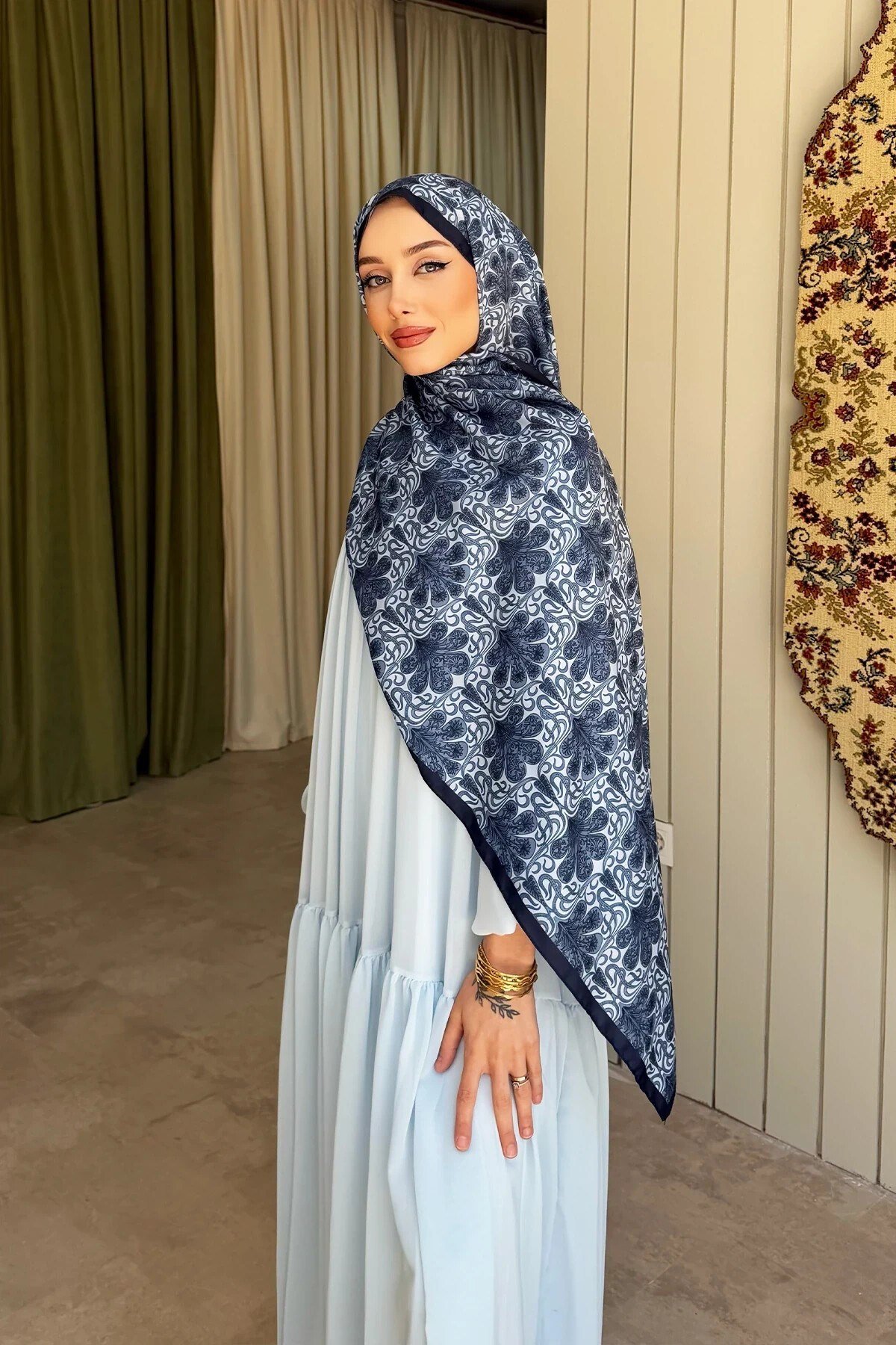 saray-desenli-aqua-soft-sal-kaymaz-tes-49c6-a.jpg