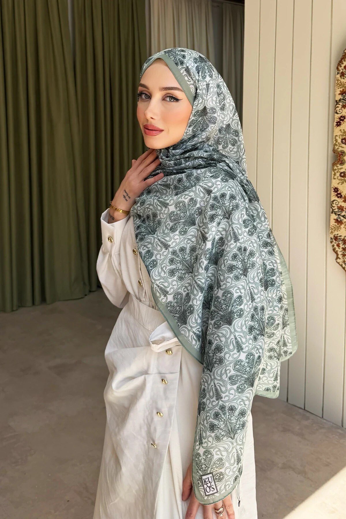 saray-desenli-aqua-soft-sal-kaymaz-tes-9ea1-f.jpg