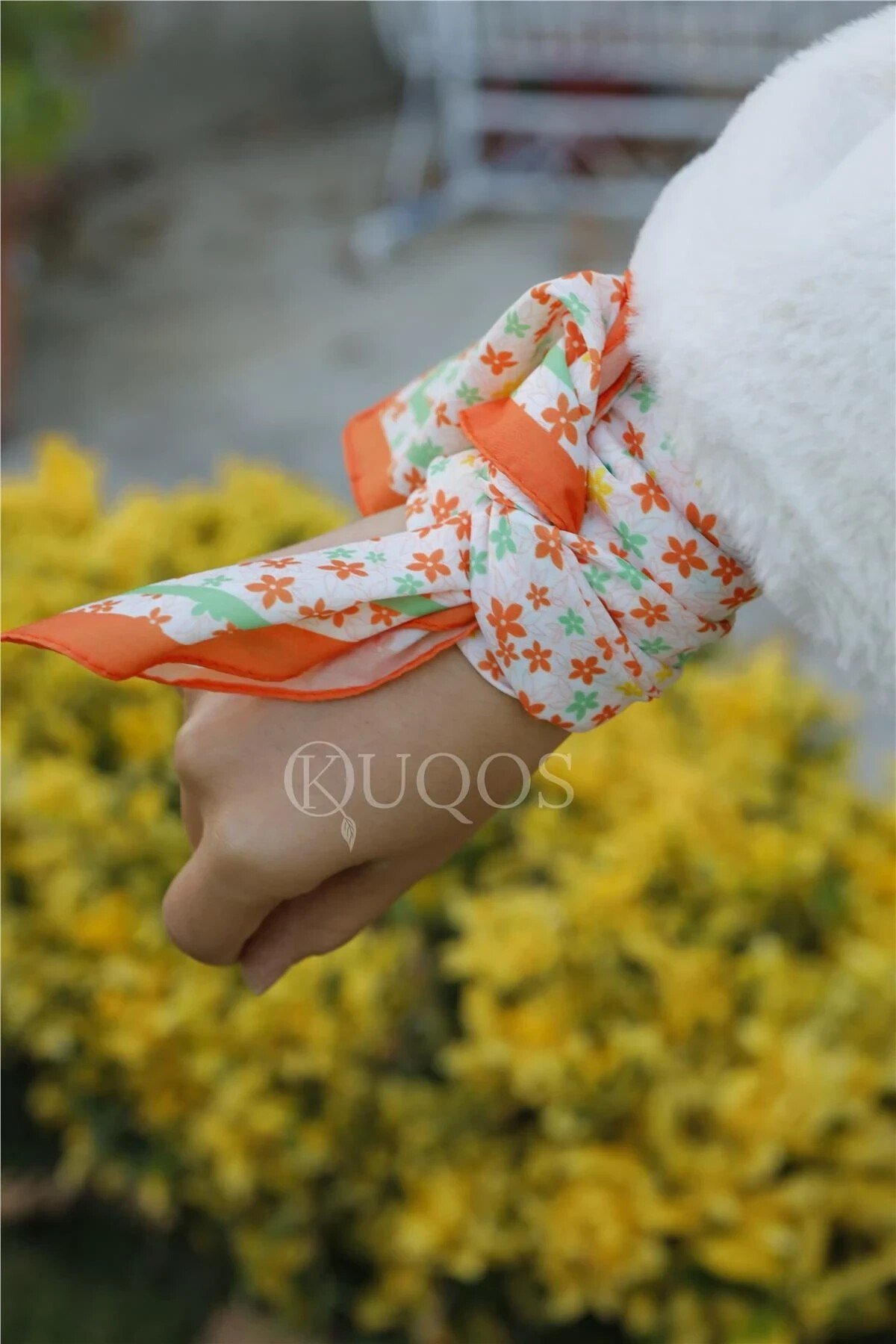 yildiz-desenli-bandana-orange--7bec1.jpg
