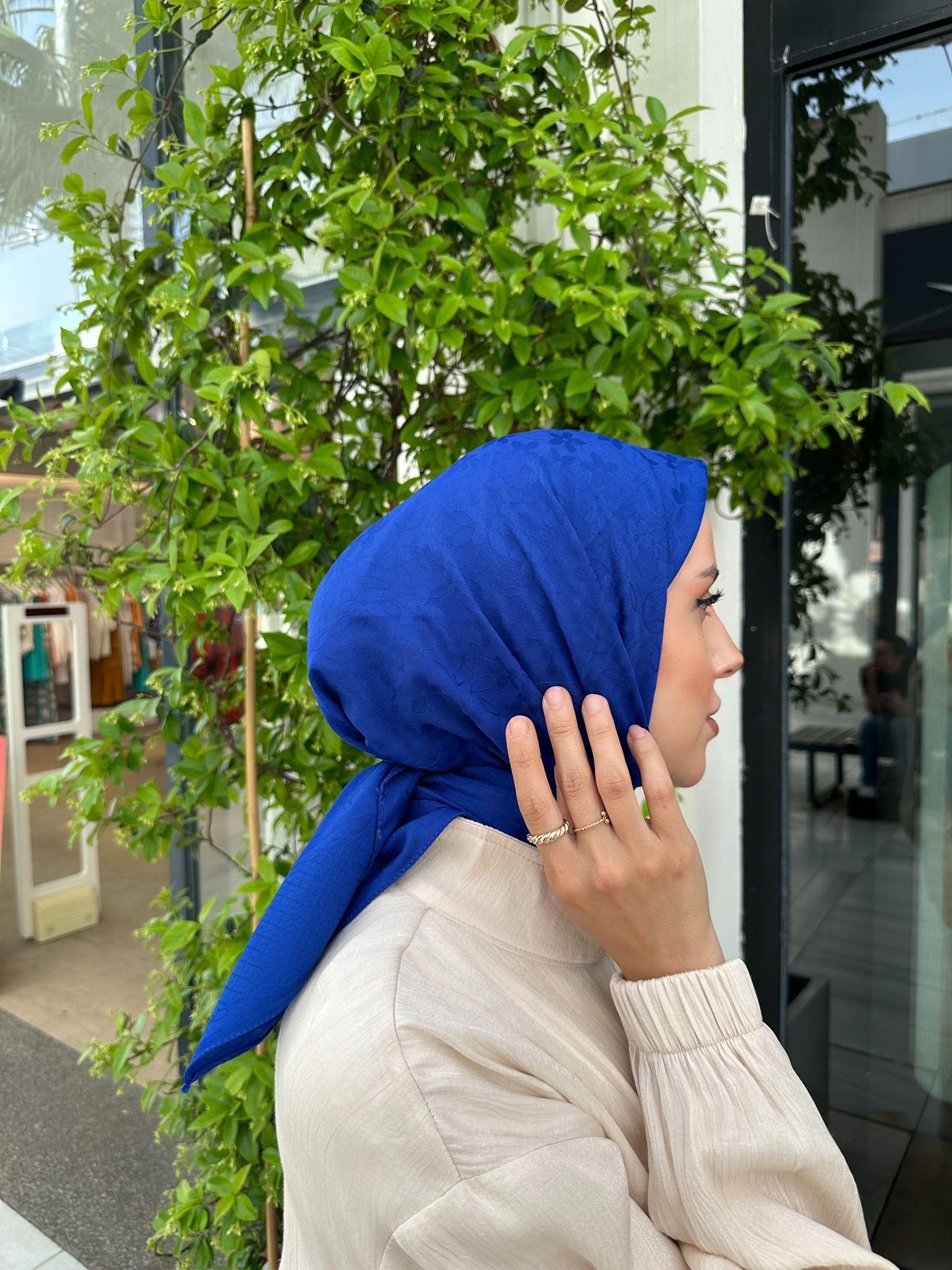 yildiz-jakar-esarp-saks-e-4f21.webp