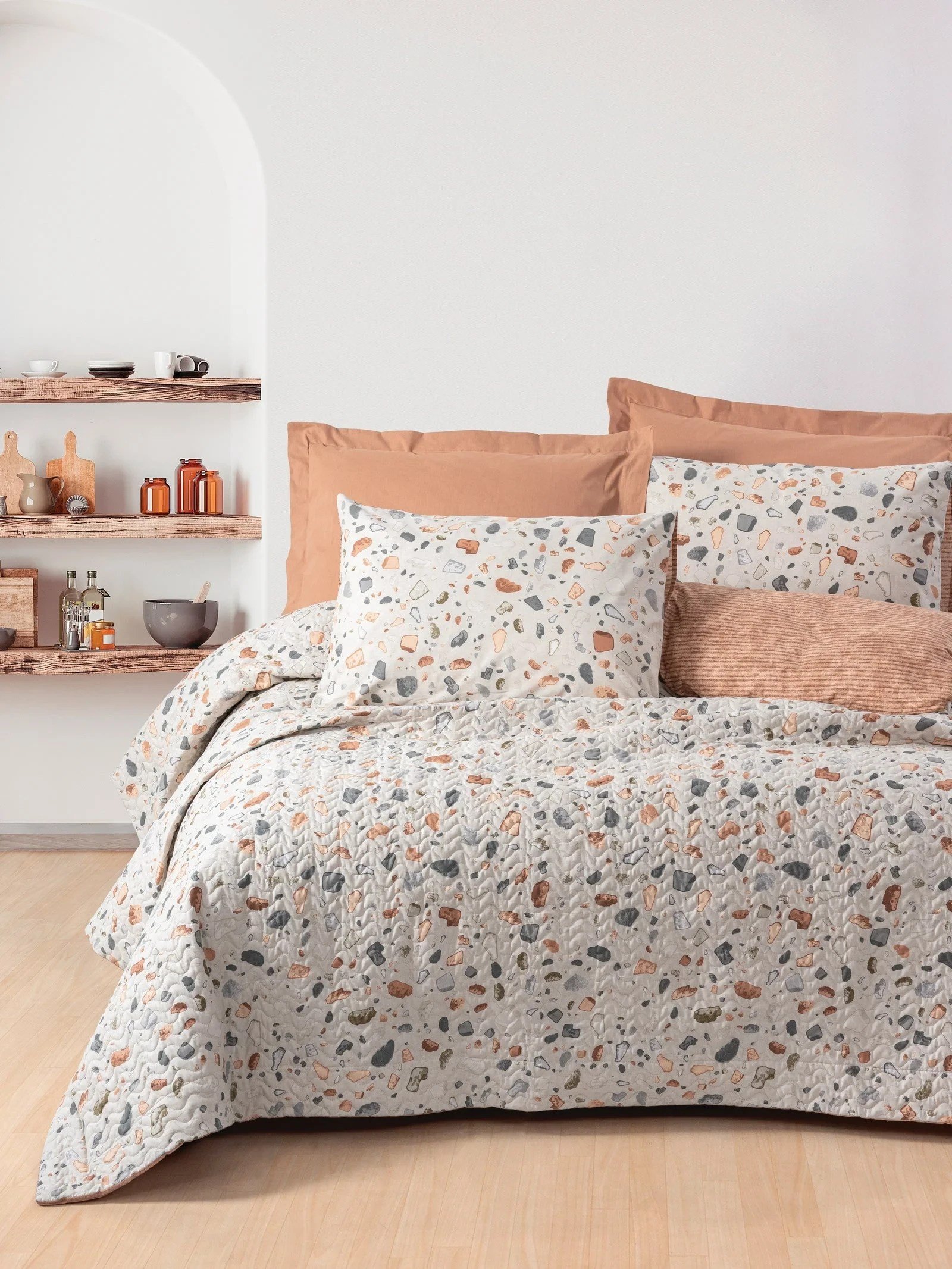 Cotton Box Oniks Karamel Çift Kişilik Kapitone 4 Mevsim Lastikli Nevresim Takımı
