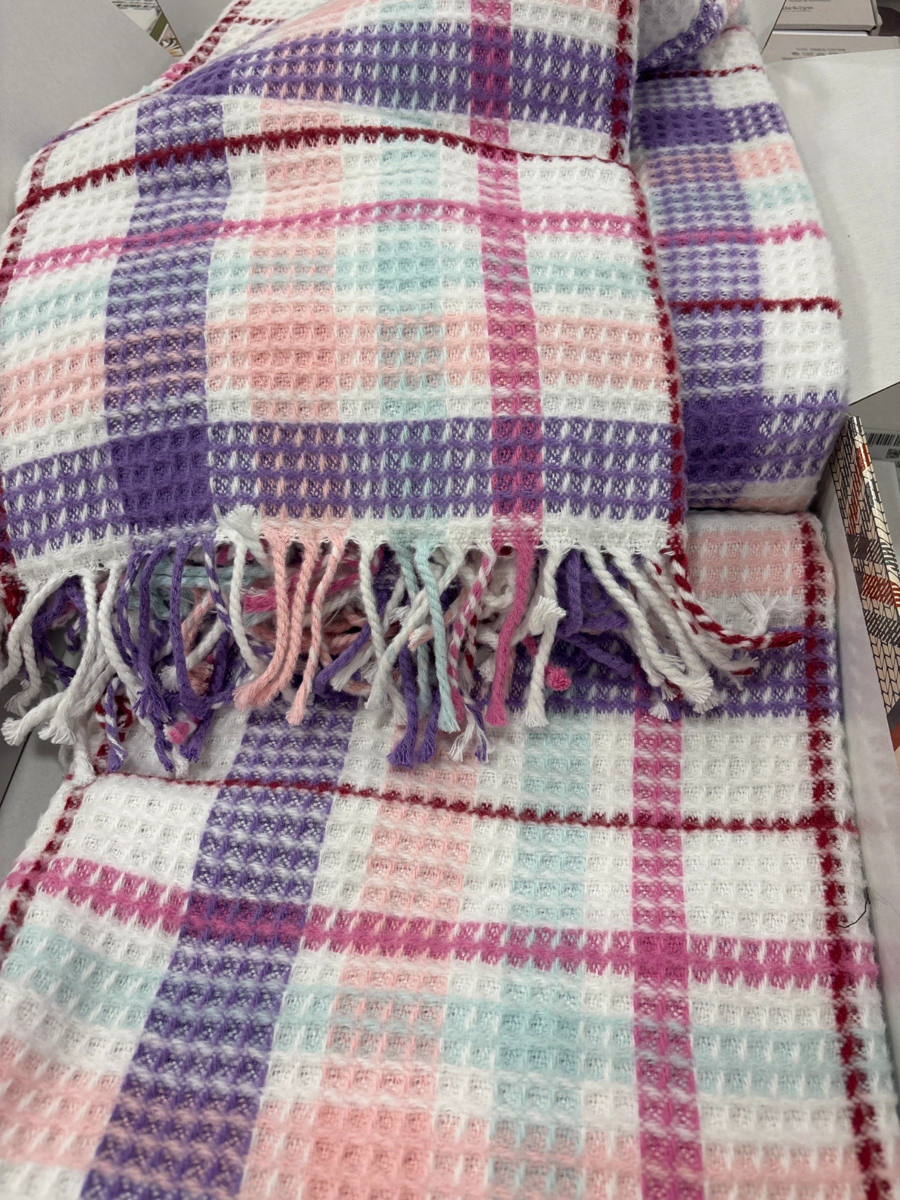 Sesli Comfort Mor Pembe Beyaz Ekose Skoç Pamuk Örme Battaniye 200x220 Çift Kişilik Battal