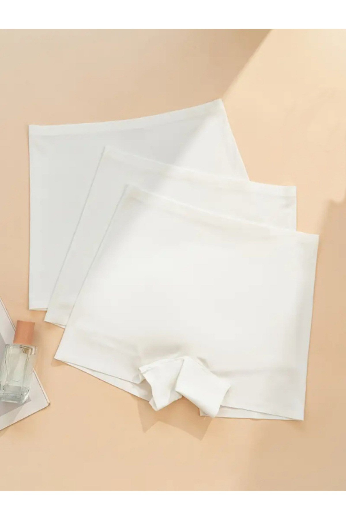 Basic Lazer Kesim Dikişsiz Kadın Boxer Külot 3'lü Paket