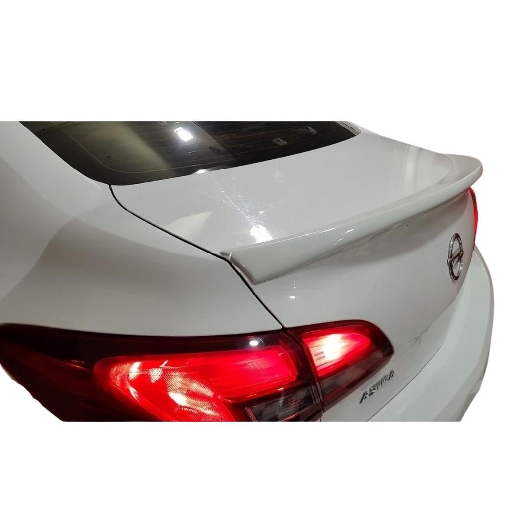 opel-astra-j-sedan-spoiler-plastik-79d-bd.jpg