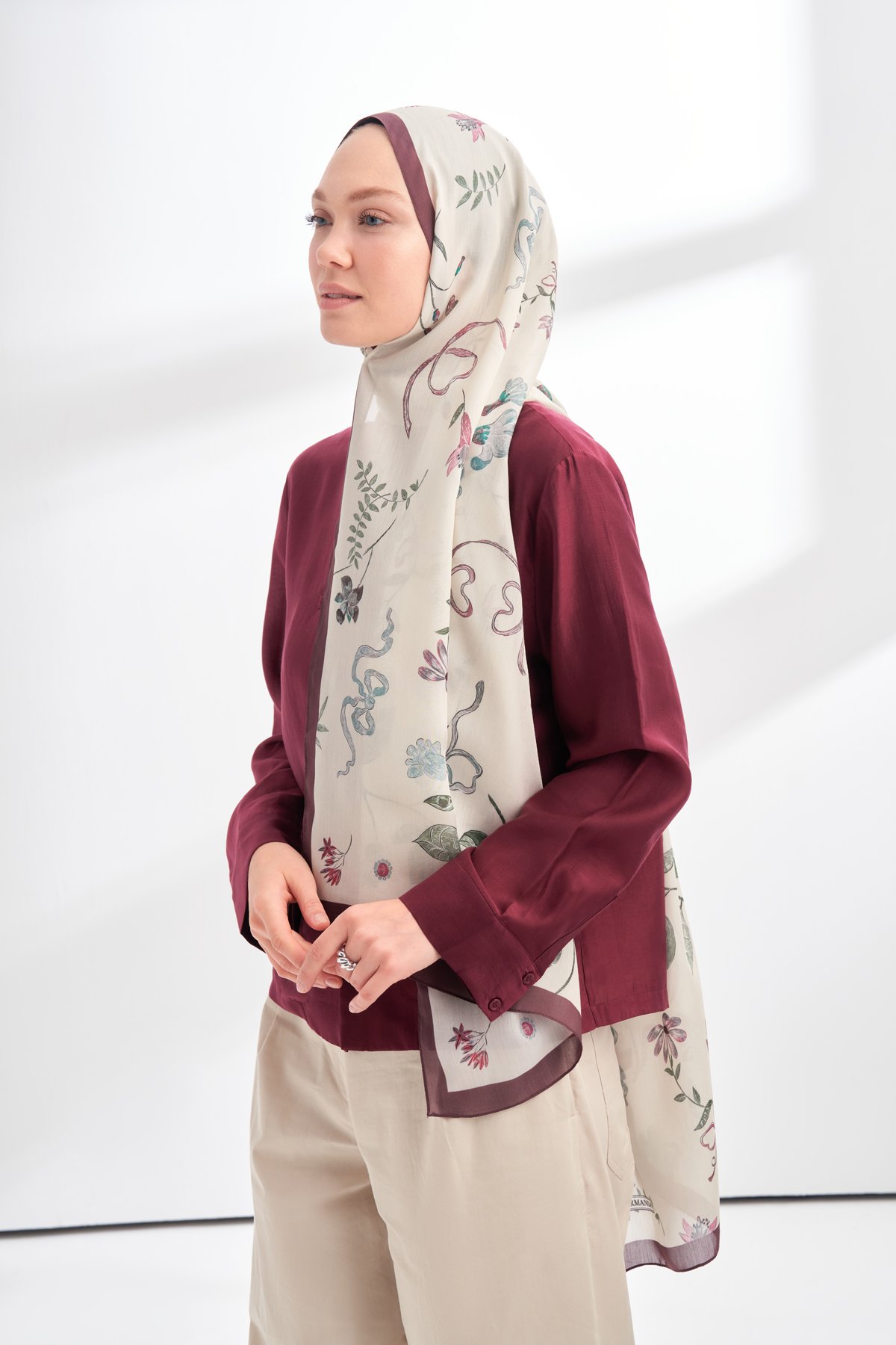 FLORAL ARCHIVE LAVINIA DESEN ŞAL - GÜL KURUSU