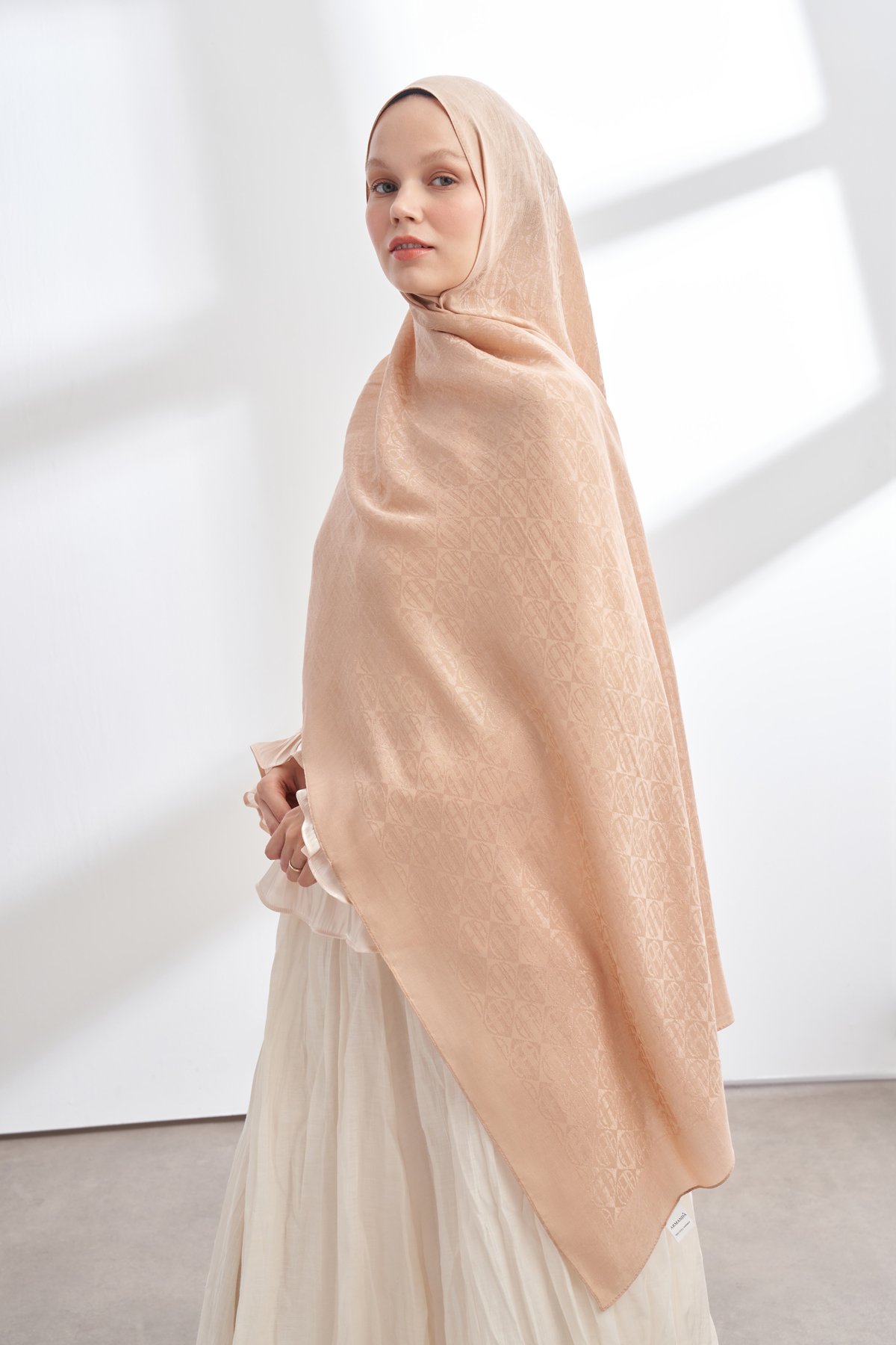 SOLEA JAKAR ICON DESEN ŞAL - BEJ
