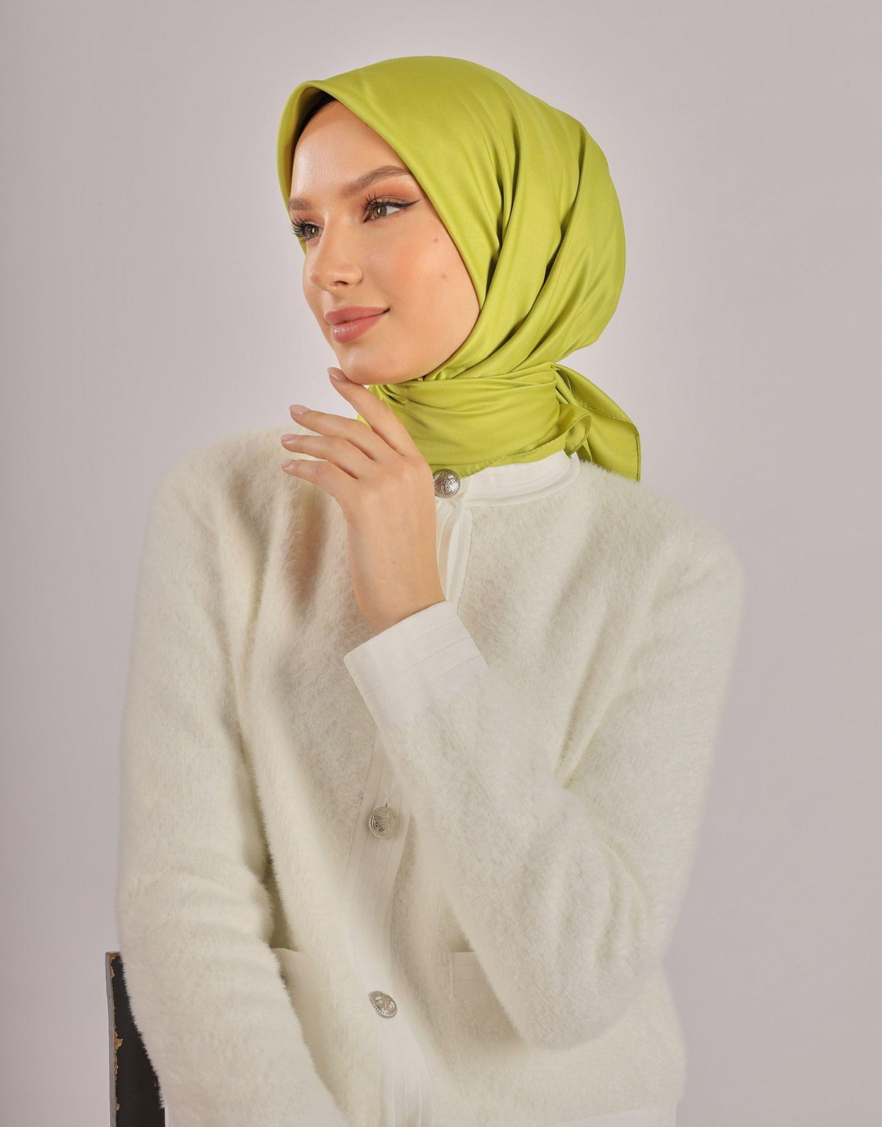 Fıstık Düz Twill Eşarp
