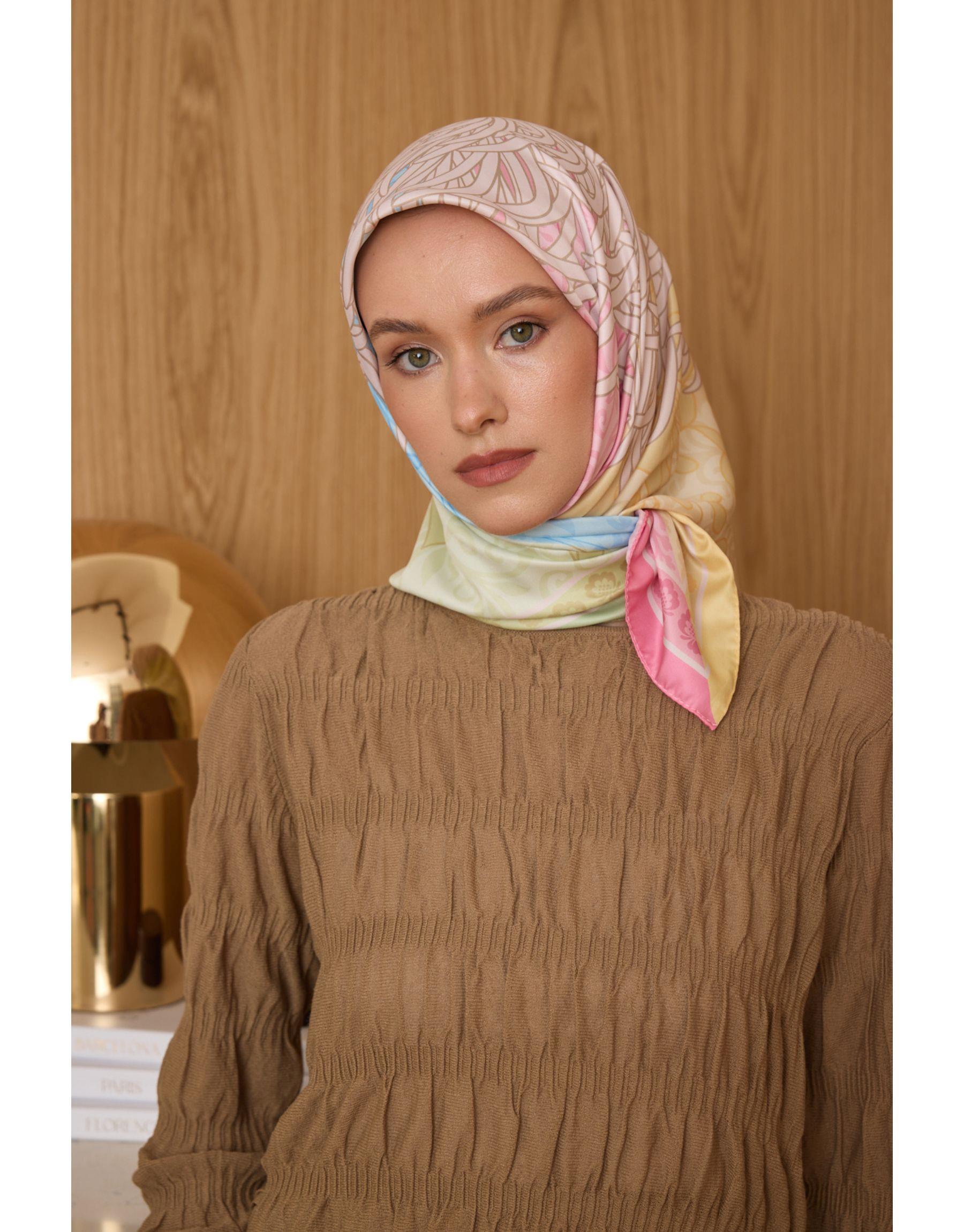 Sarı Zambak Twill Eşarp