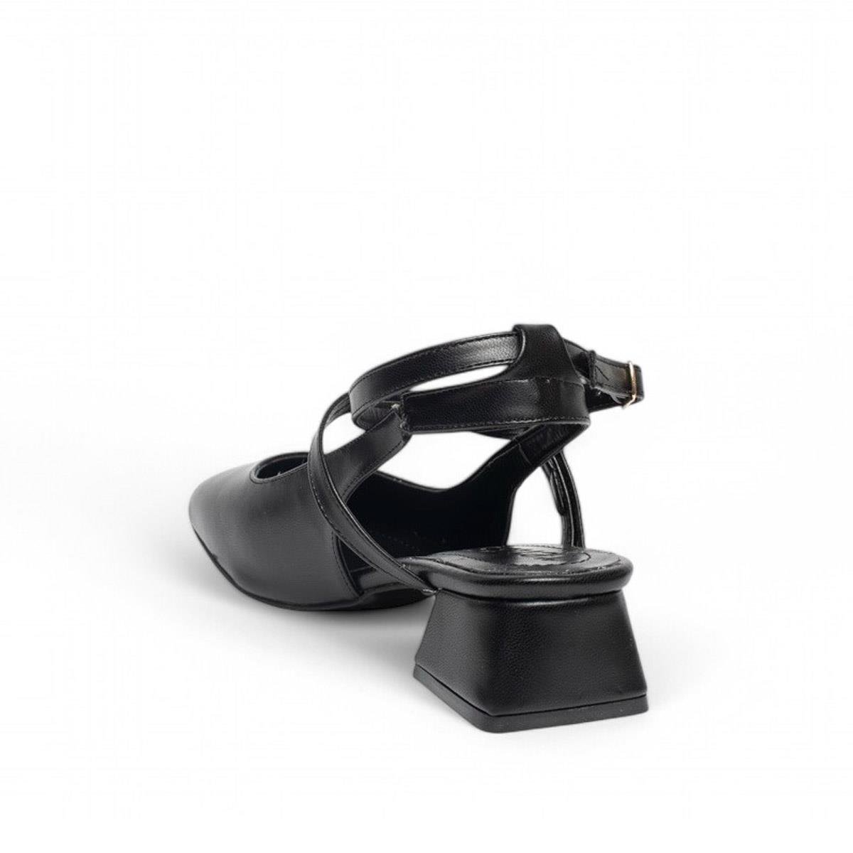 Genel MarkalarGenel Zenne Günlük Topuklu Ayakkabı 5190 Siyah