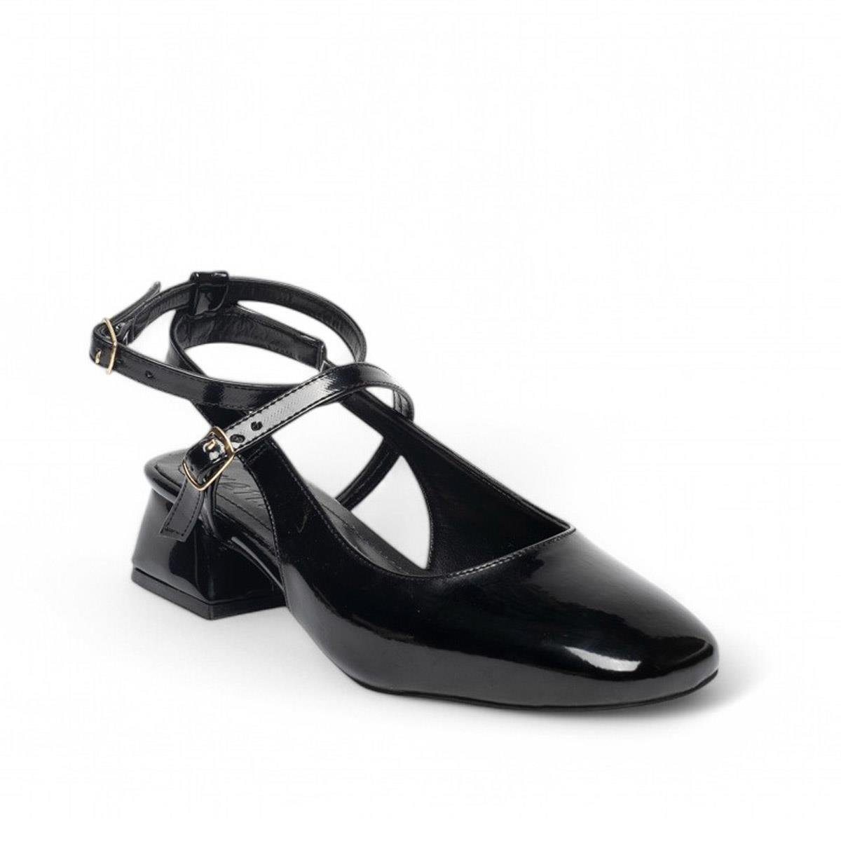 Genel MarkalarGenel Zenne Günlük Topuklu Ayakkabı 5190 Rugan Siyah