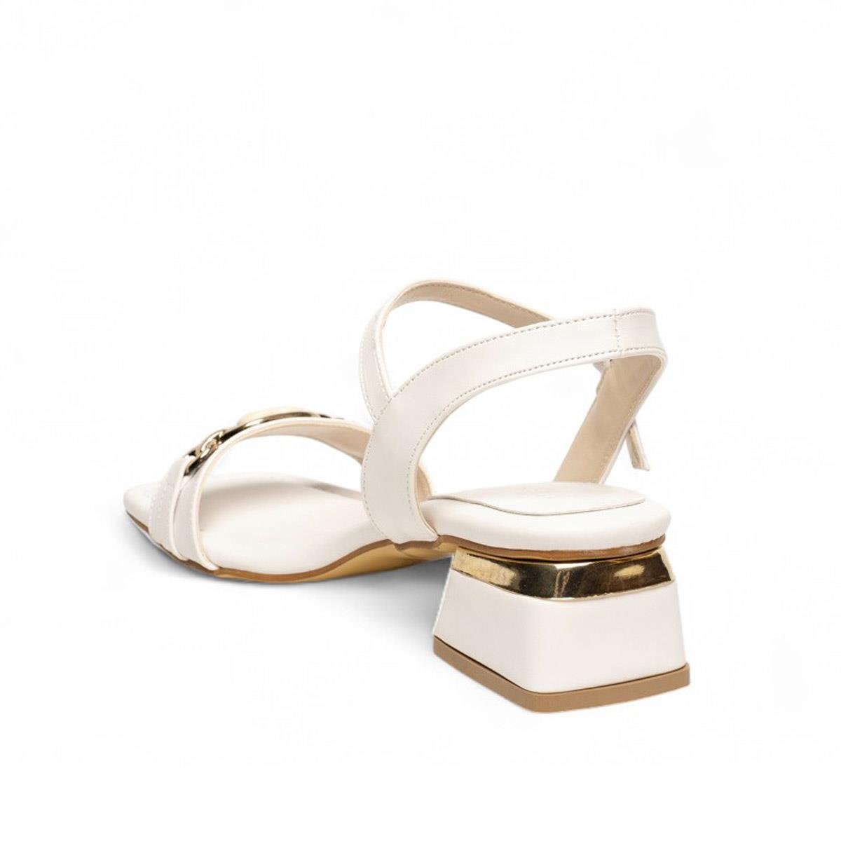 Genel MarkalarGenel Zenne Topuklu Sandalet 702 Cilt Beyaz