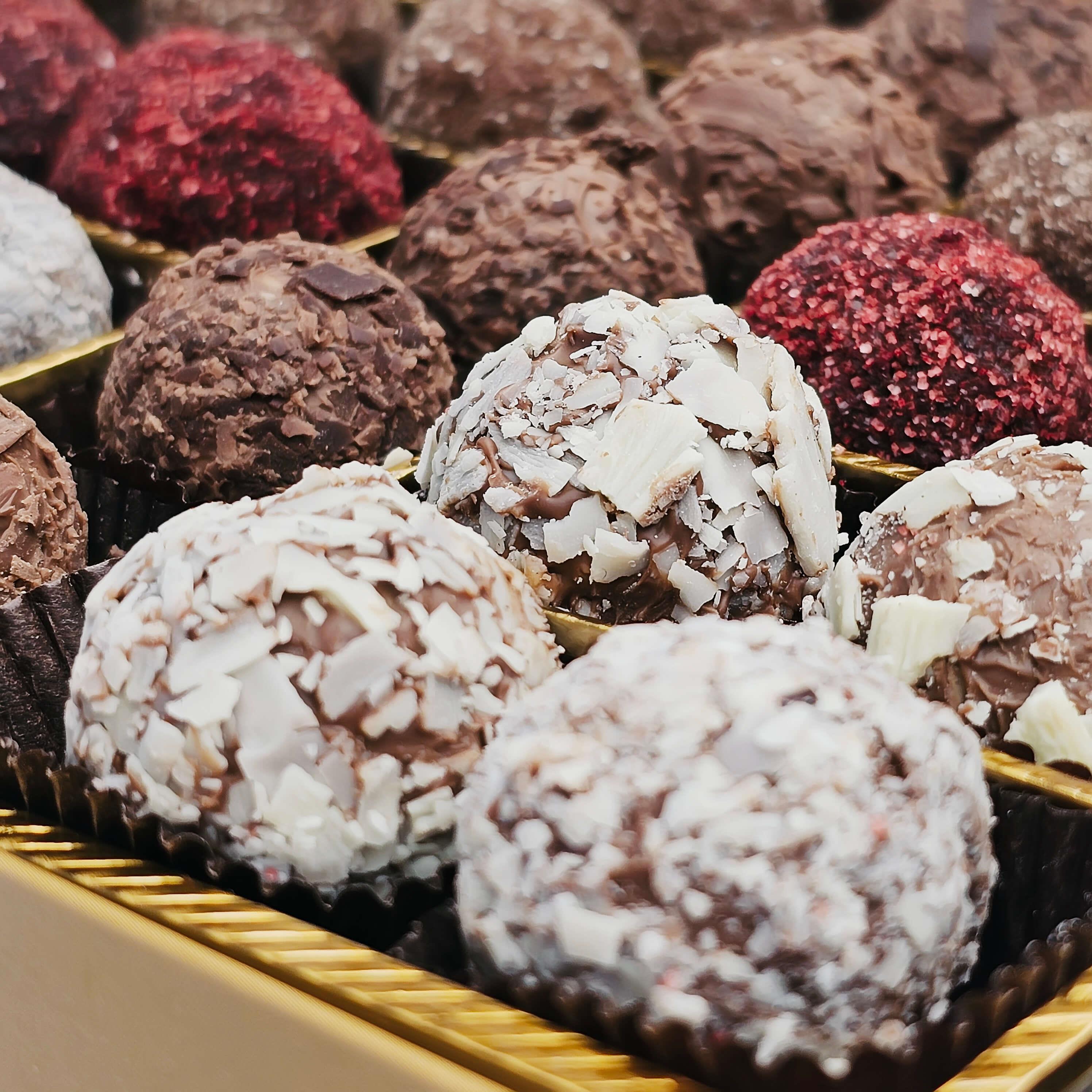 Ankara Hitit Güneşi Karışık Trüf Çikolata 25 Adet