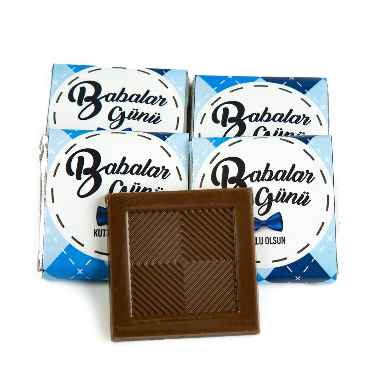 Babalar Günü Baklava Desenli Metal Kutu (80 Adet Napoliten Çikolata))