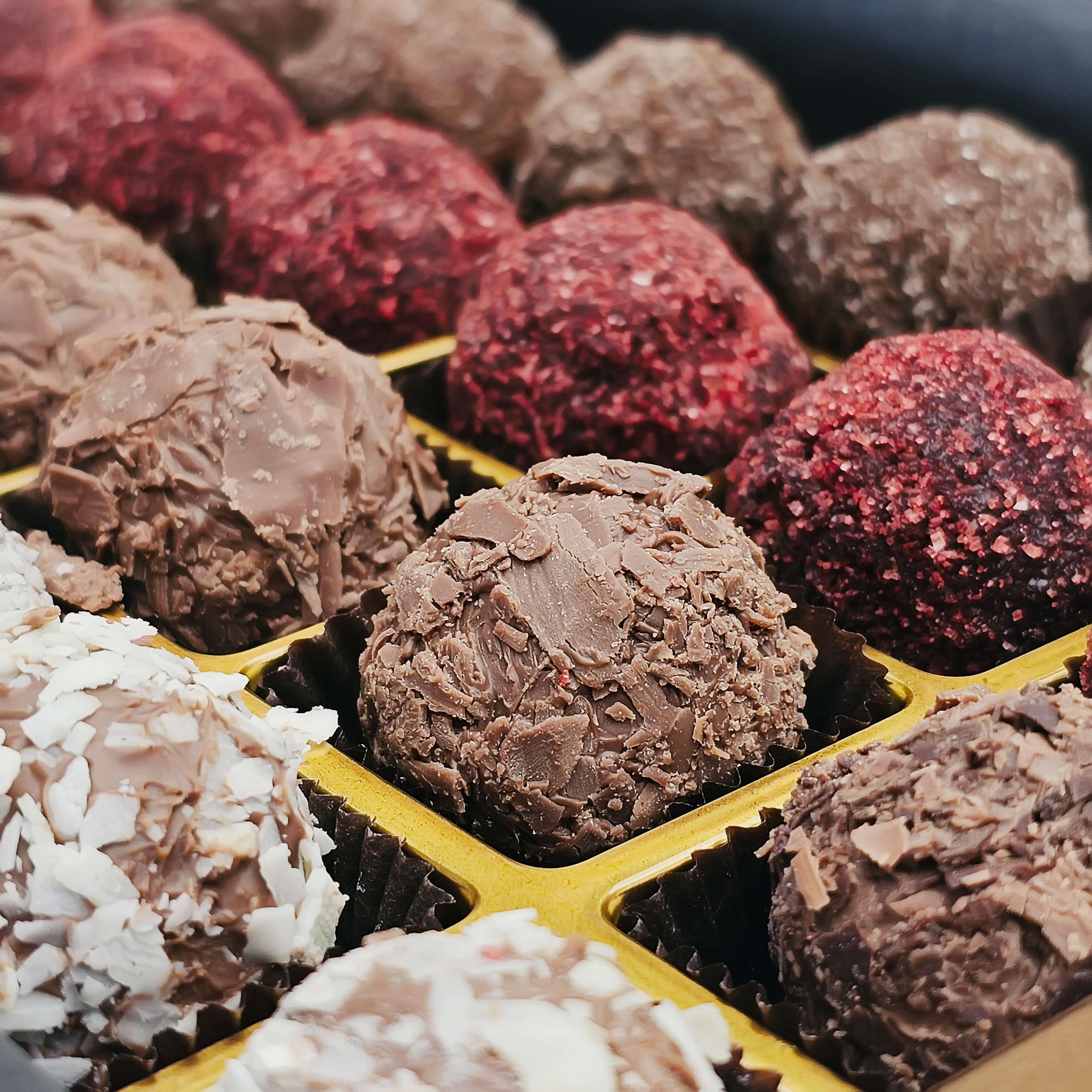 Elite Kutu Karışık Trüf Çikolata 24 Adet