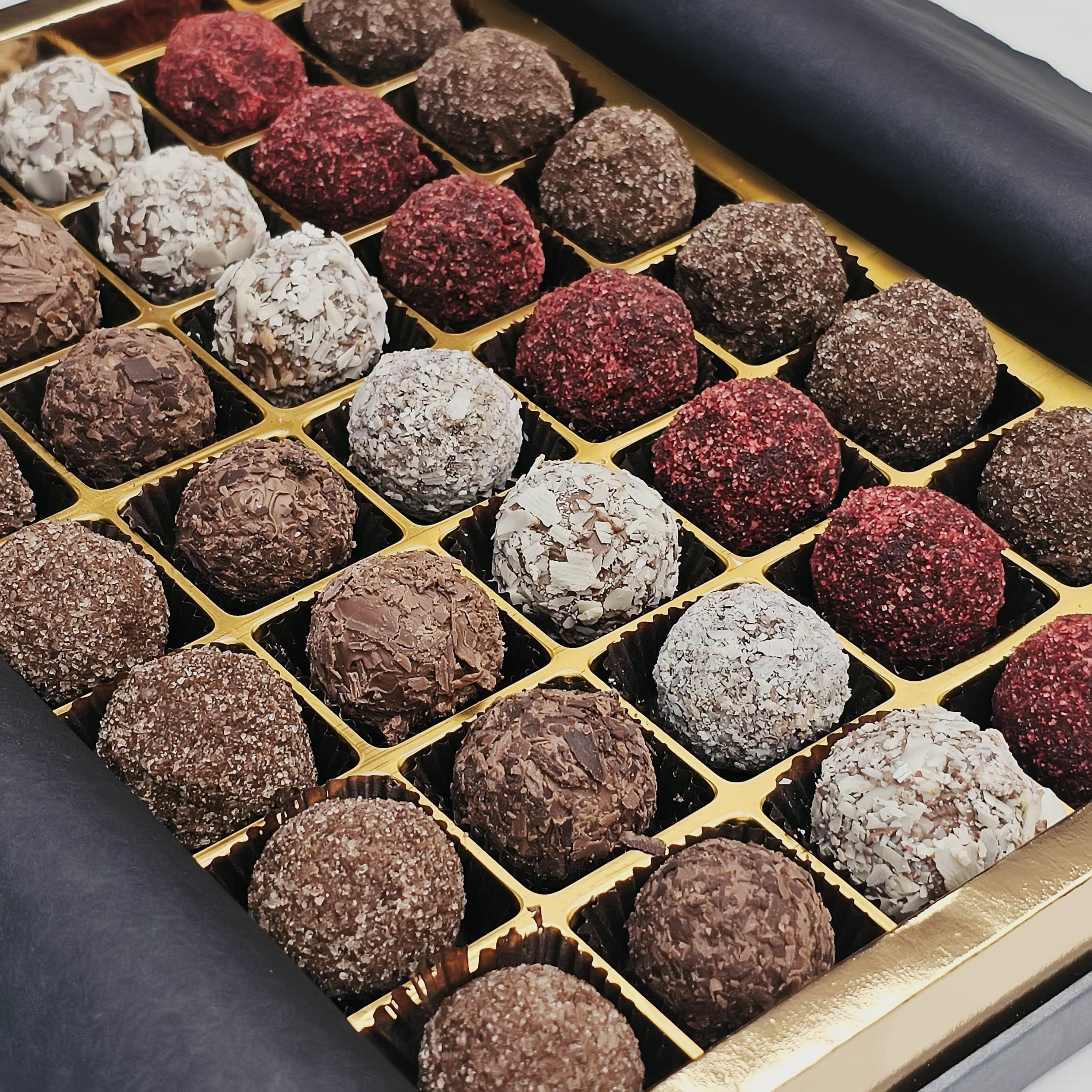 Elite Kutu Karışık Trüf Çikolata 35 Adet