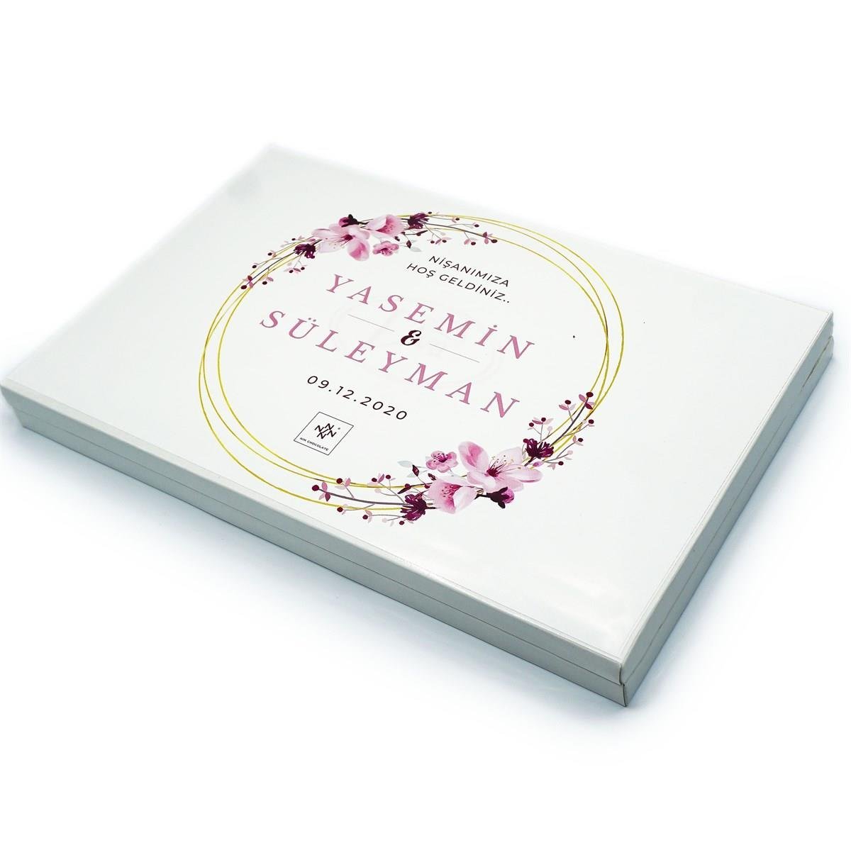 İsme Özel Söz Nişan Çikolatası 162 Adet Napoliten Pembe Çiçekler