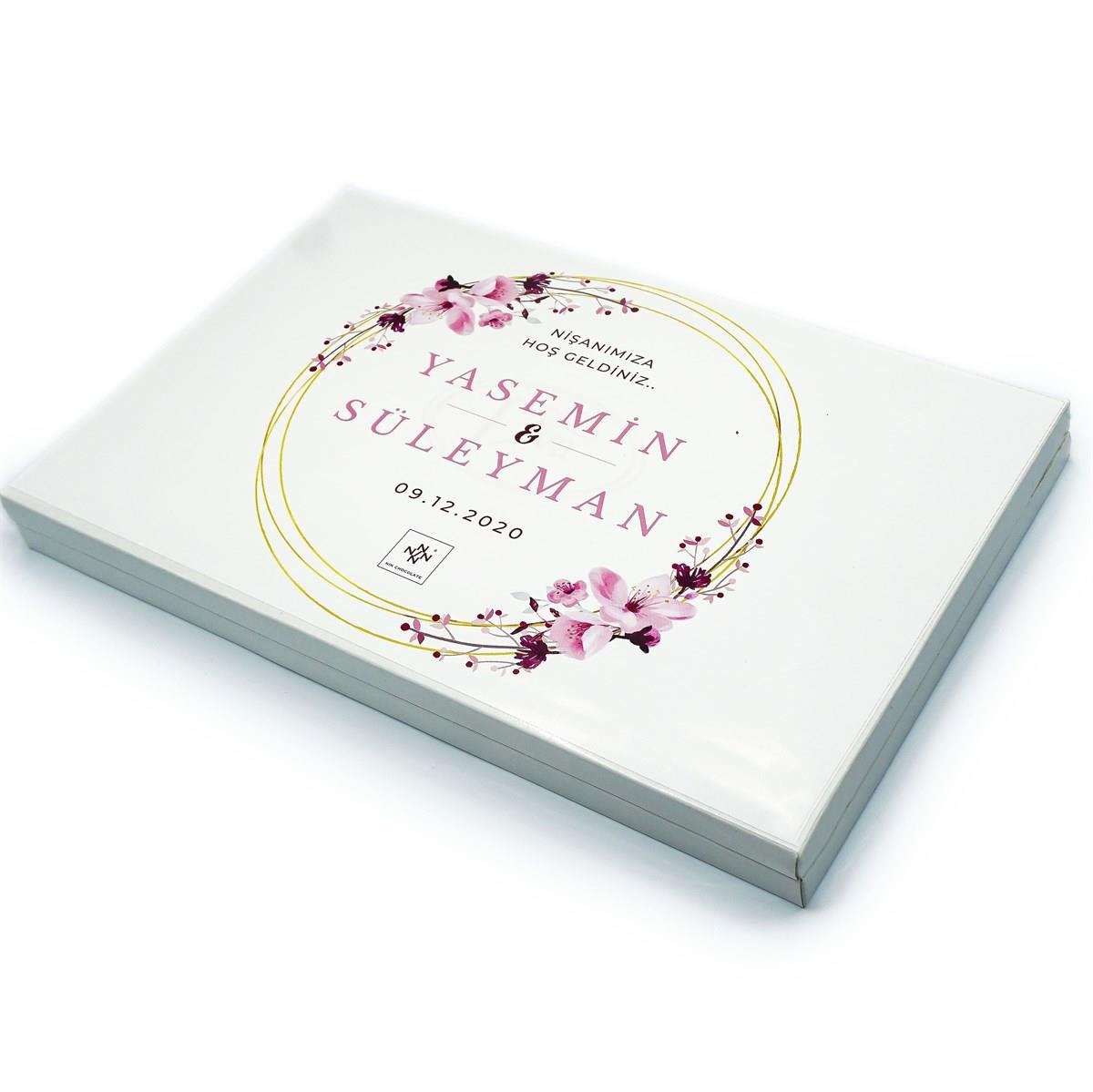 İsme Özel Söz Nişan Çikolatası 162 Adet Napoliten Pembe Çiçekler