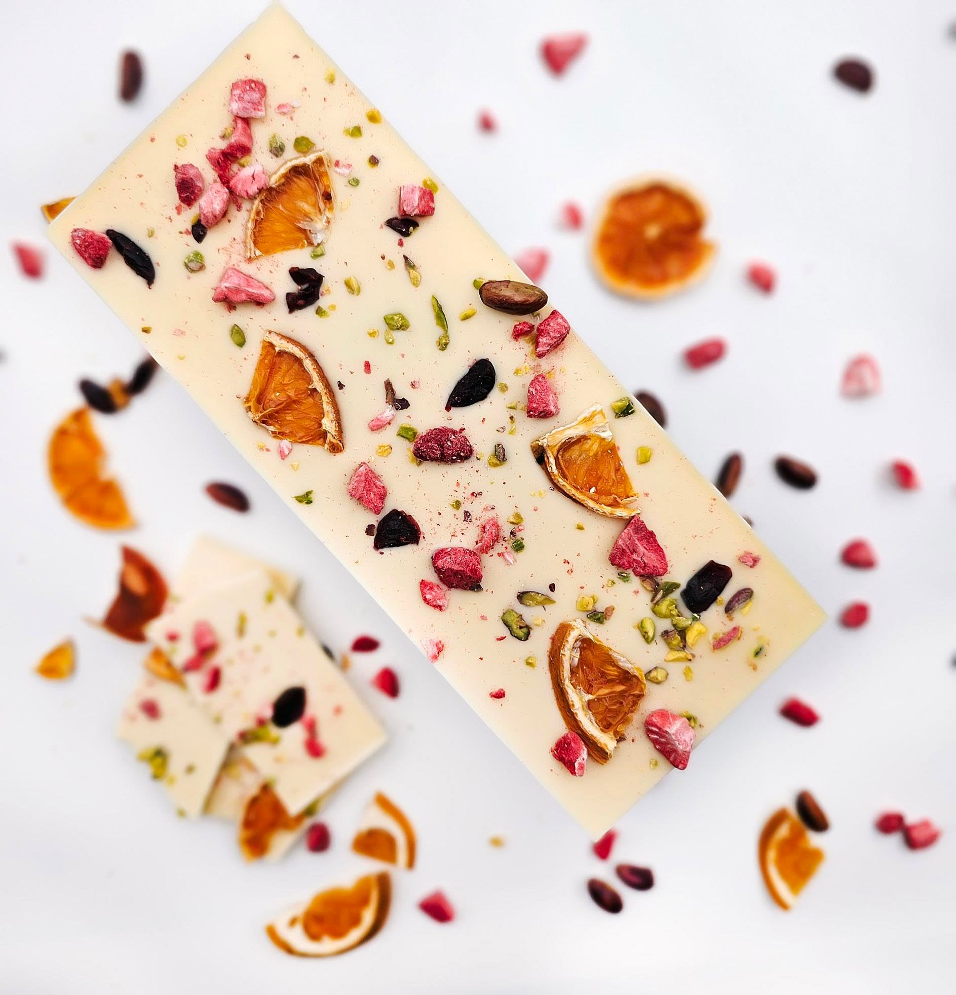 Kuruyemişli Kurutulmuş Meyveli Fildişi Tablet Çikolata