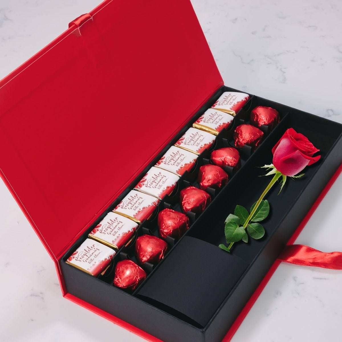 NIN Aşk Çikolata Kutusu Yaldızlı ve Madlen