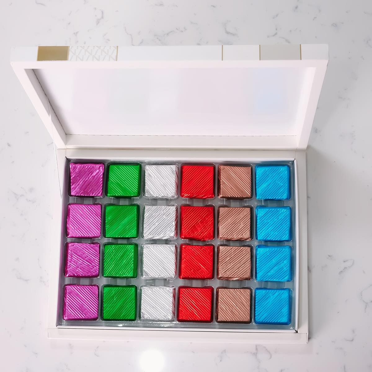 Nin Çikolata Fıstıklı Sütlü Kare Çikolata 24 Adet