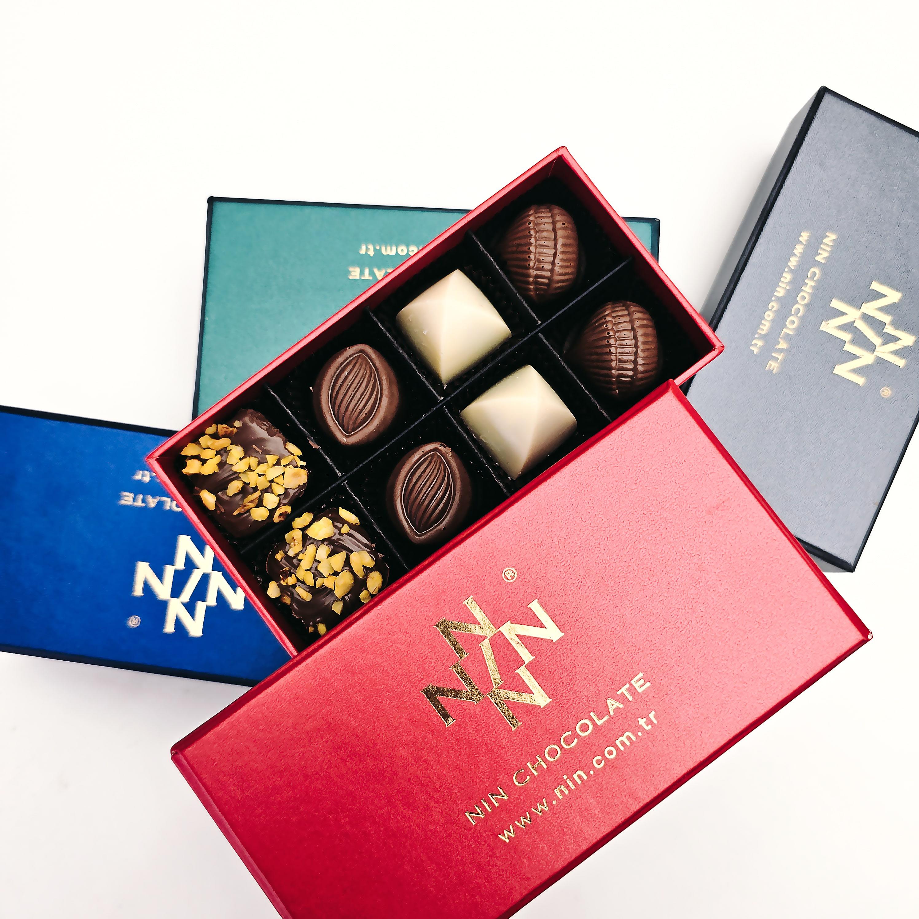 Nin Çikolata Kırmızı Makam Kutu Spesiyal Çikolata 8 Adet