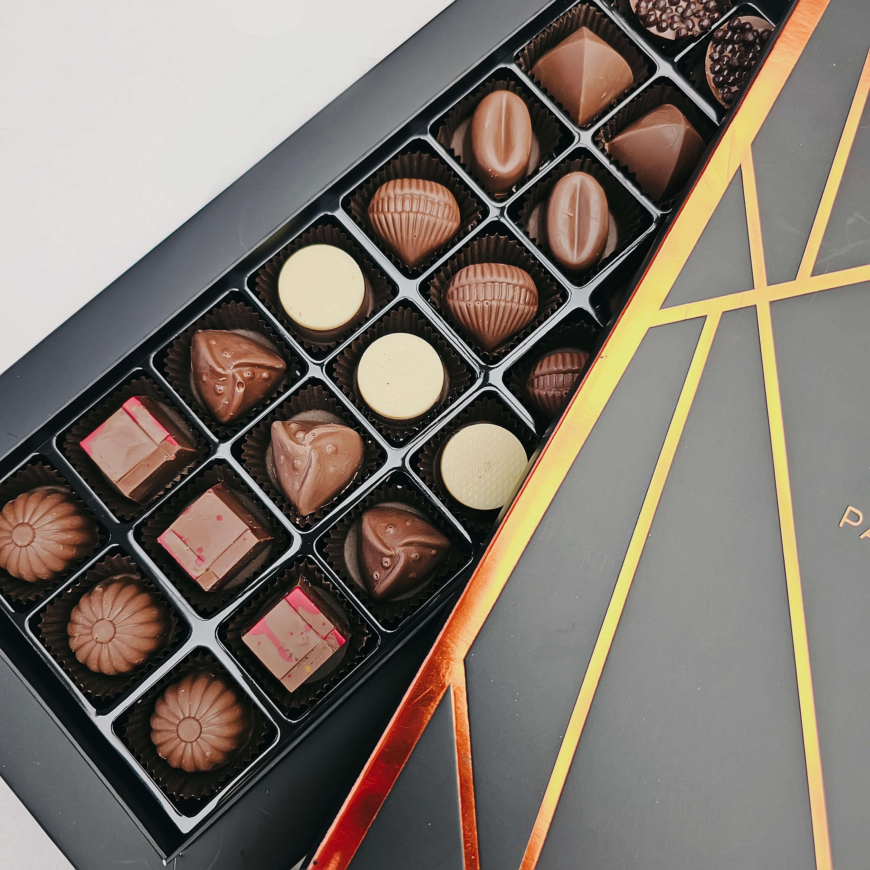 Nin Ethel Black Kutu Spesiyal Çikolata 24 Adet