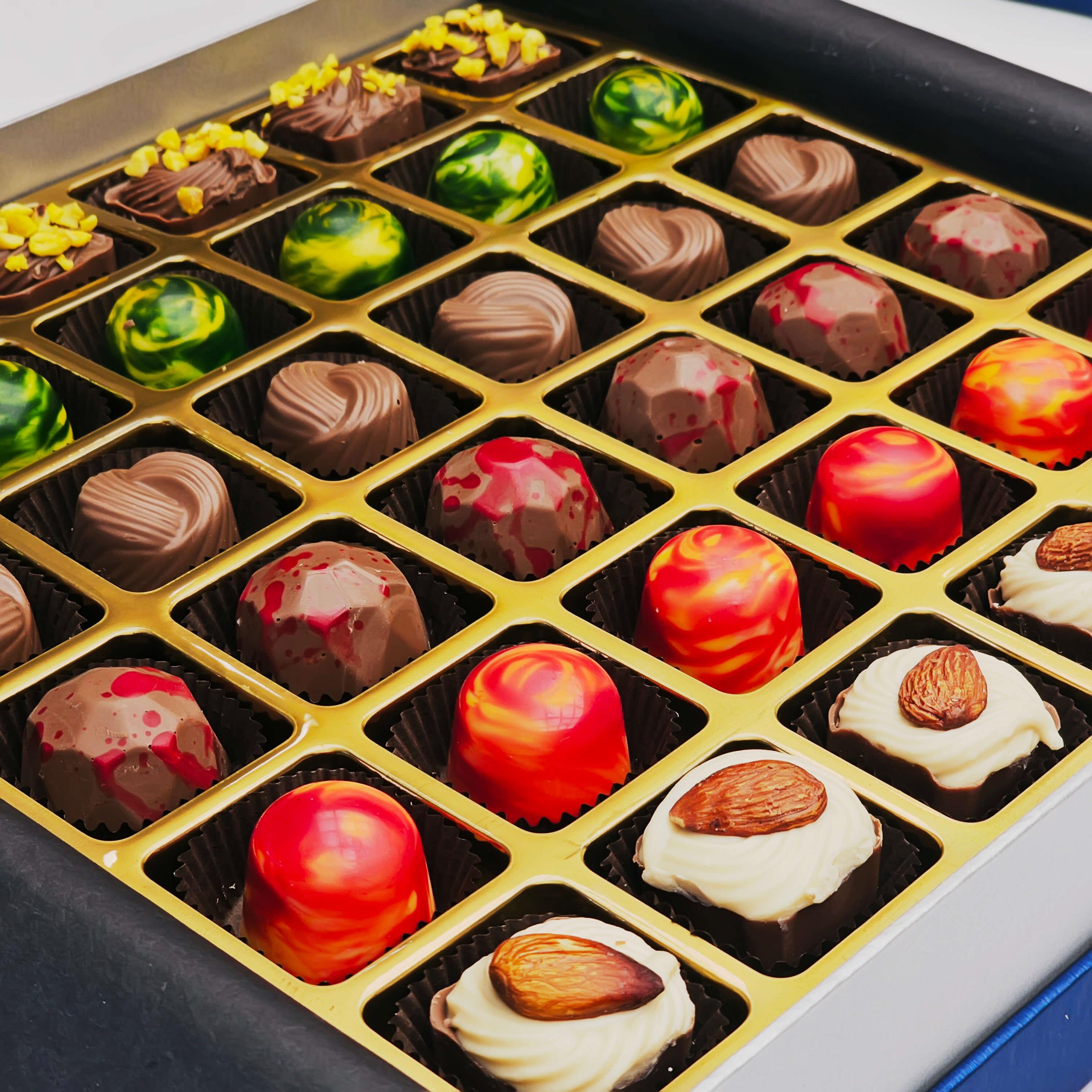 Nin Mavi Kutu Spesiyal Çikolata 72 Adet