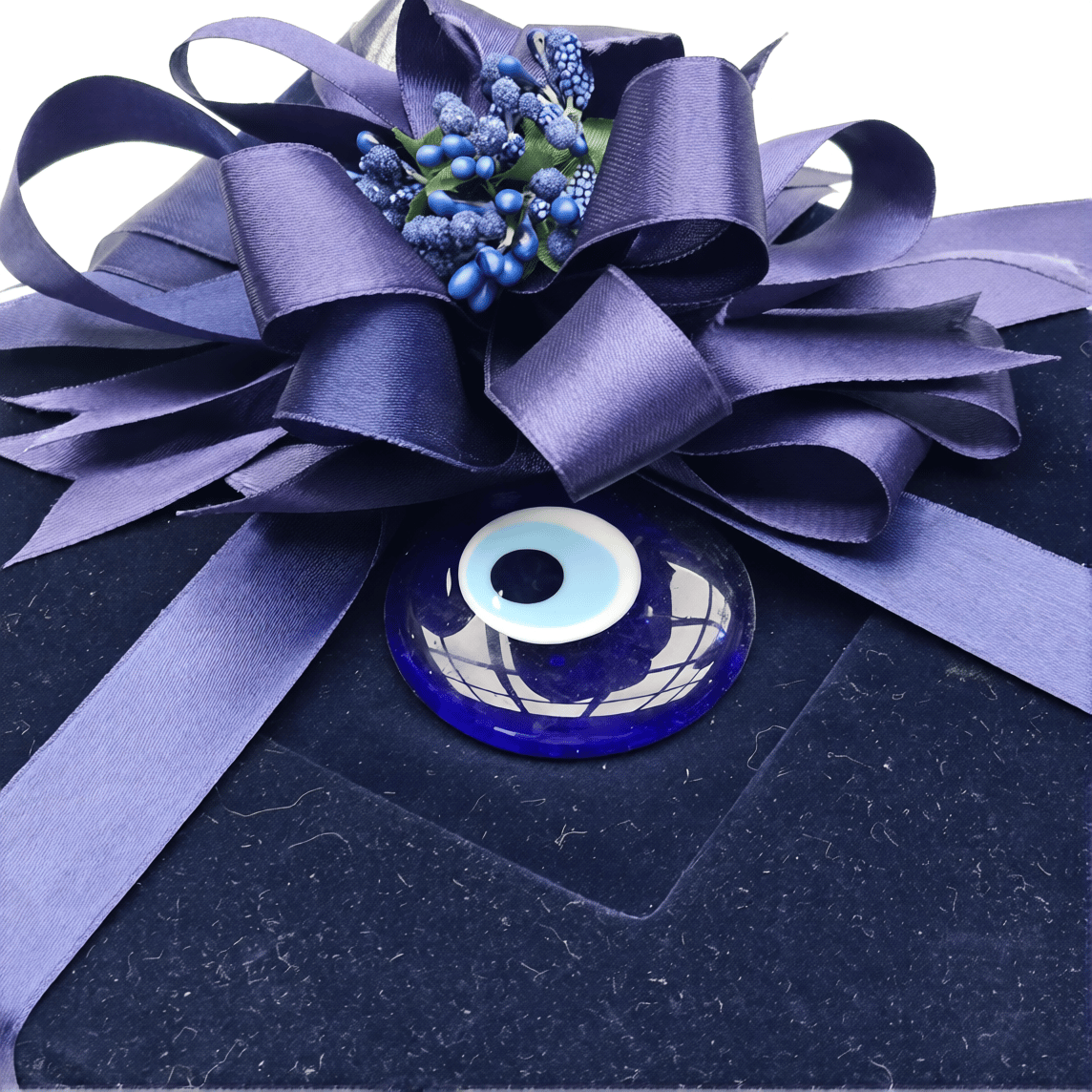 Nin Özel Tasarım Nazar Boncuğu Detaylı Lüks Kadife Çikolata Kutusu 25 Adet