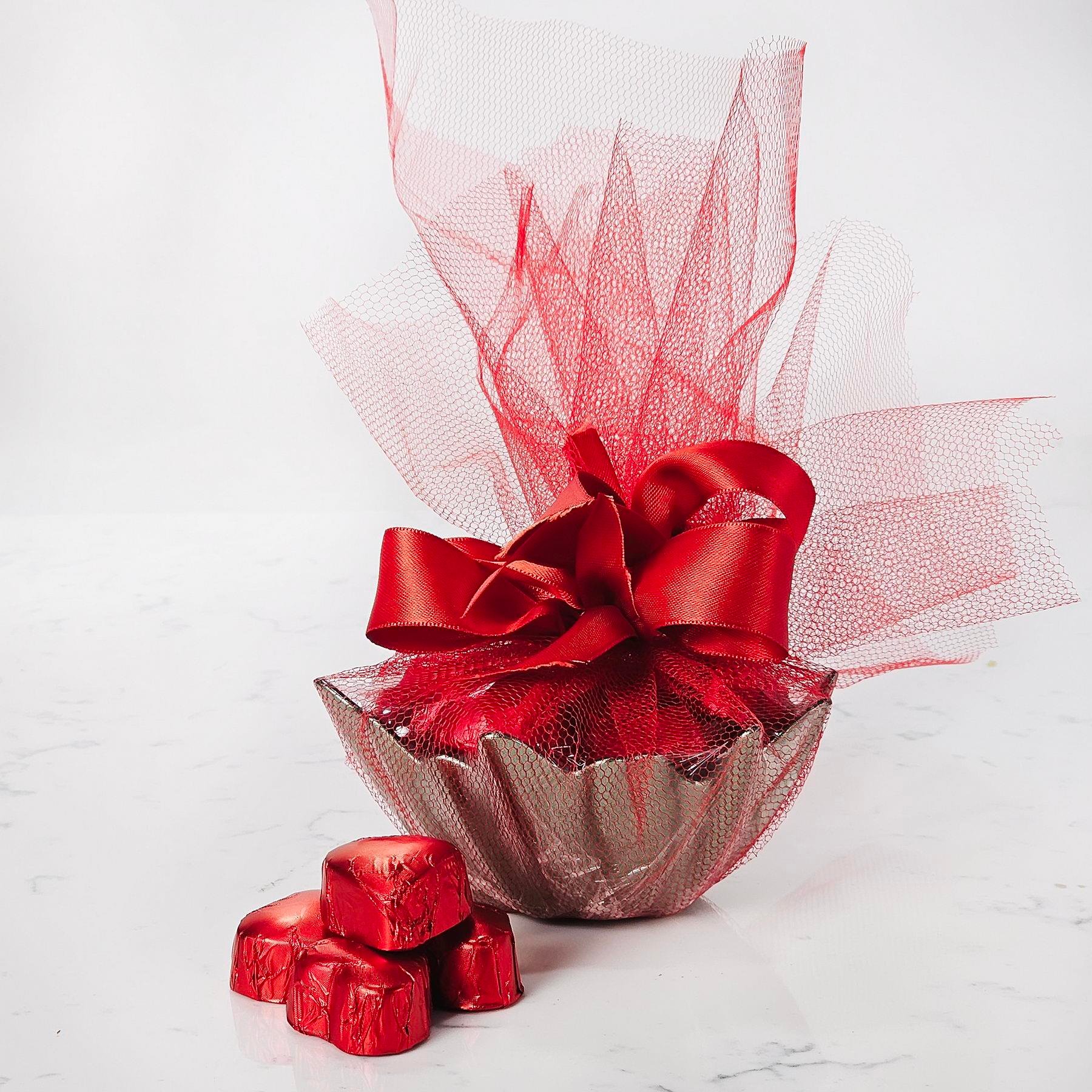 Sevgiliye Cam Kase Yaldızlı Çikolata