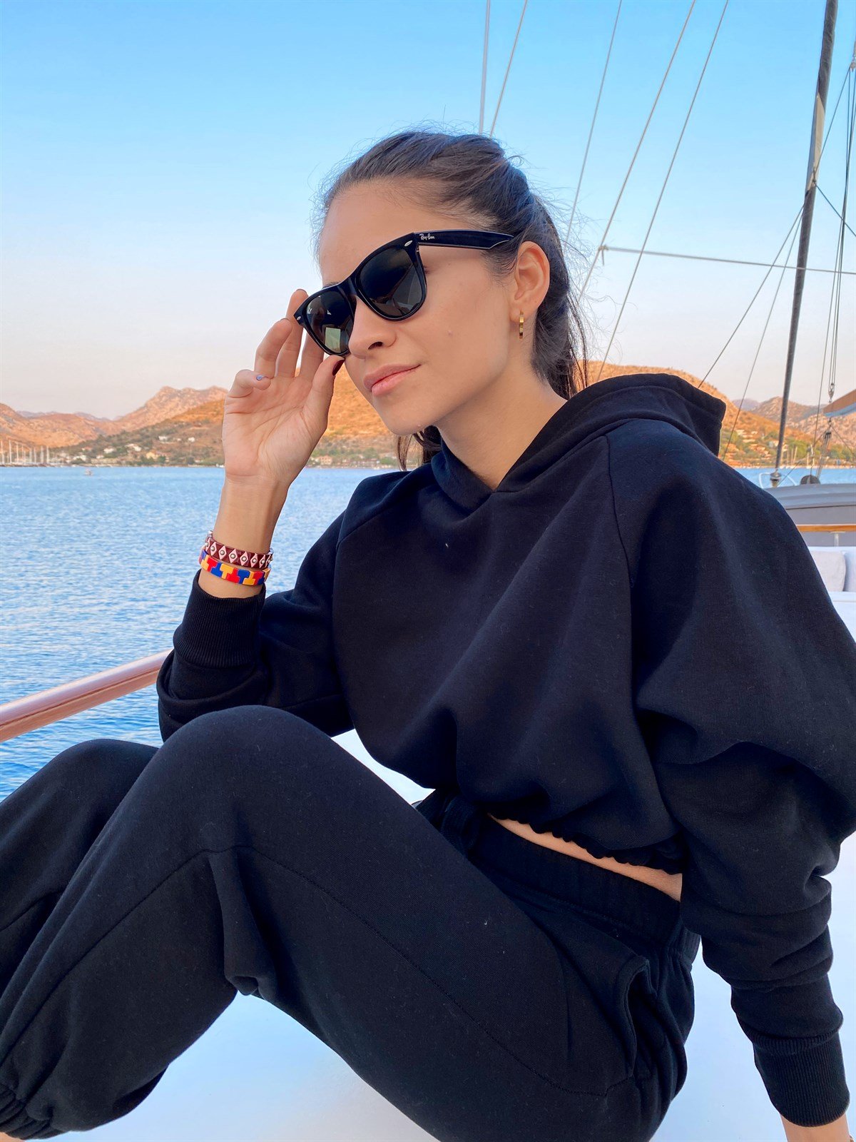 %100 Pamuk Şardonlu Siyah Takım