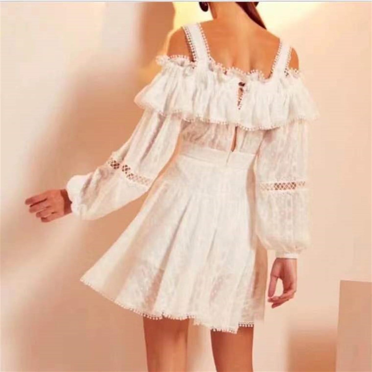 Askılı Mini Beyaz Tasarım Elbise