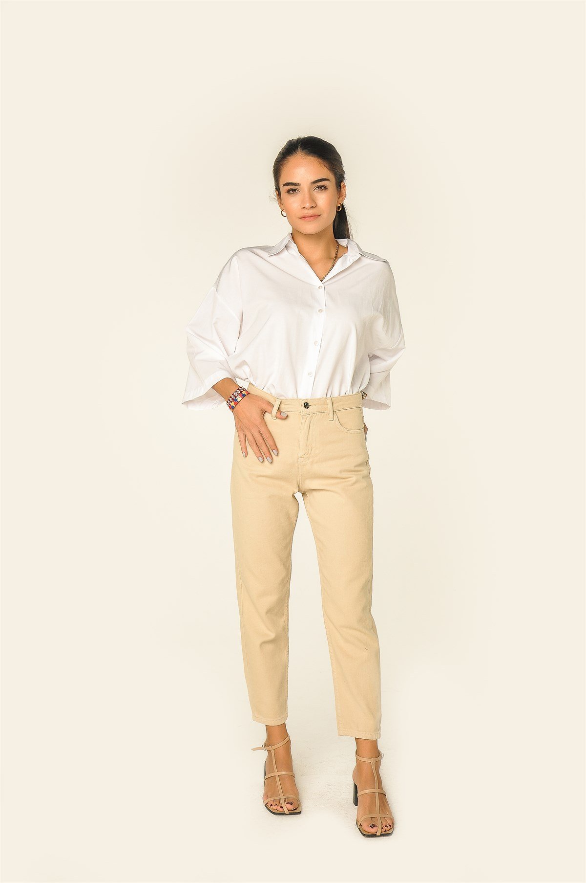 Bej Klasik Mom Jean