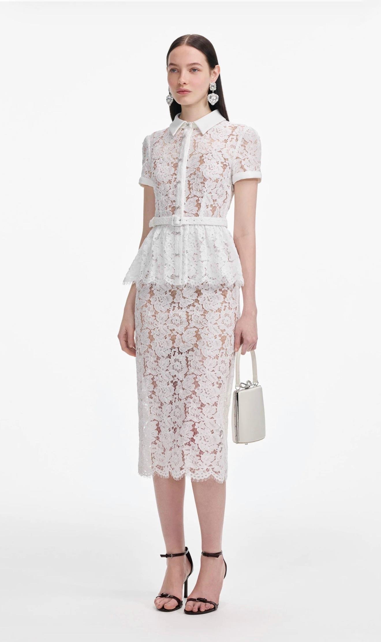 Beyaz Kemerli Peplum Detaylı Dantel Premium Midi Elbise