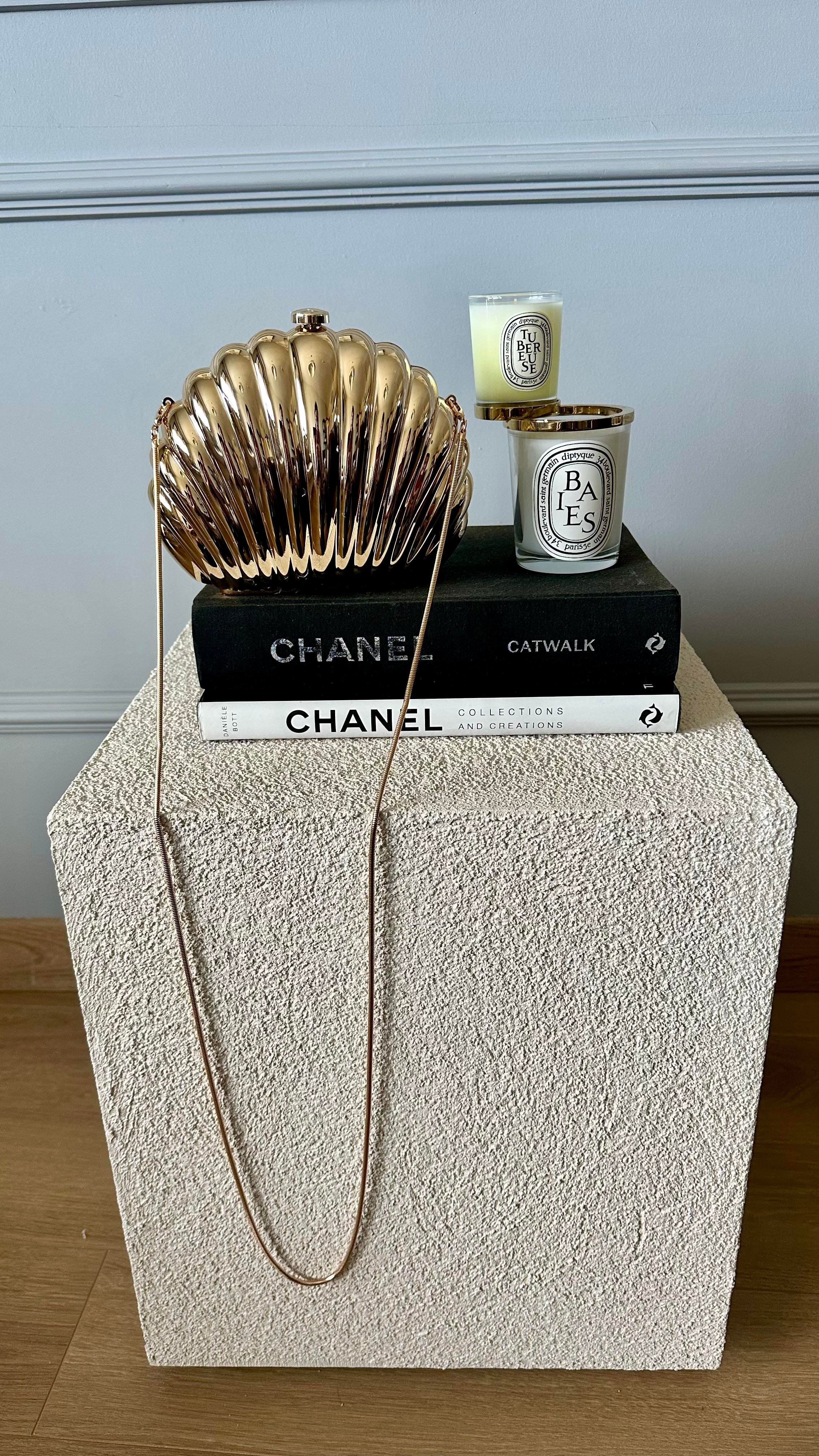 Deniz Kabuğu Formunda Gold Clutch