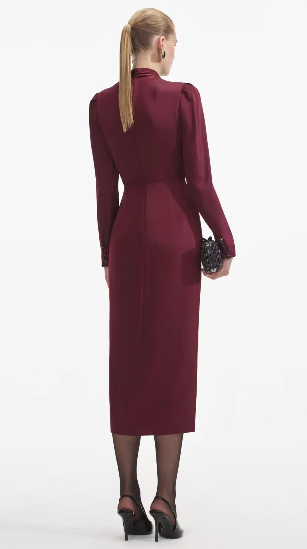 Drape Detaylı Yırtmaçlı Premium Midi Elbise
